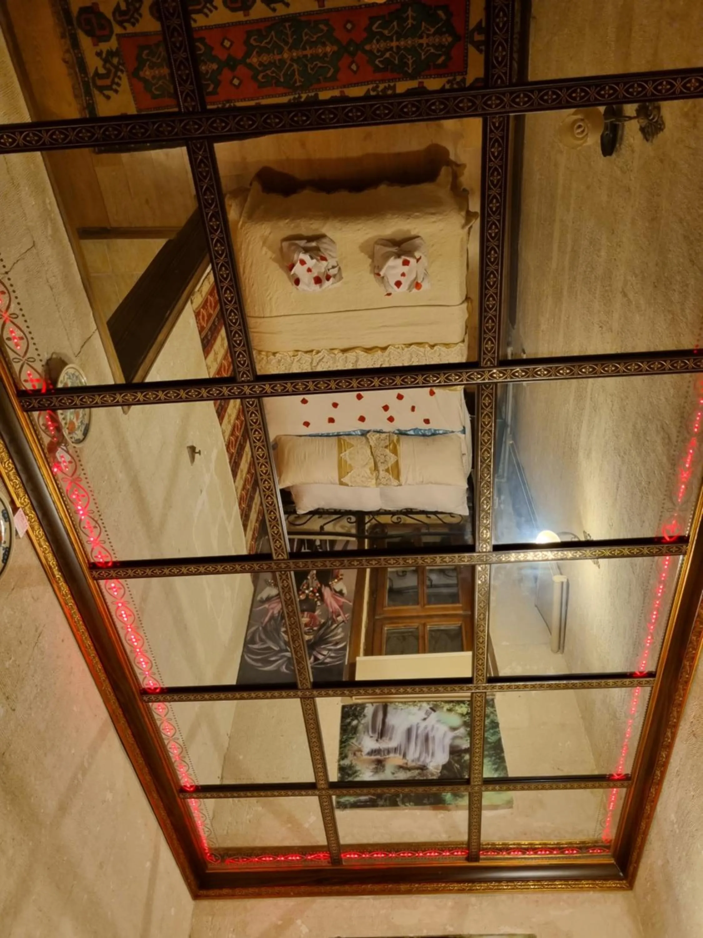 Bird's eye view in Born Hotel