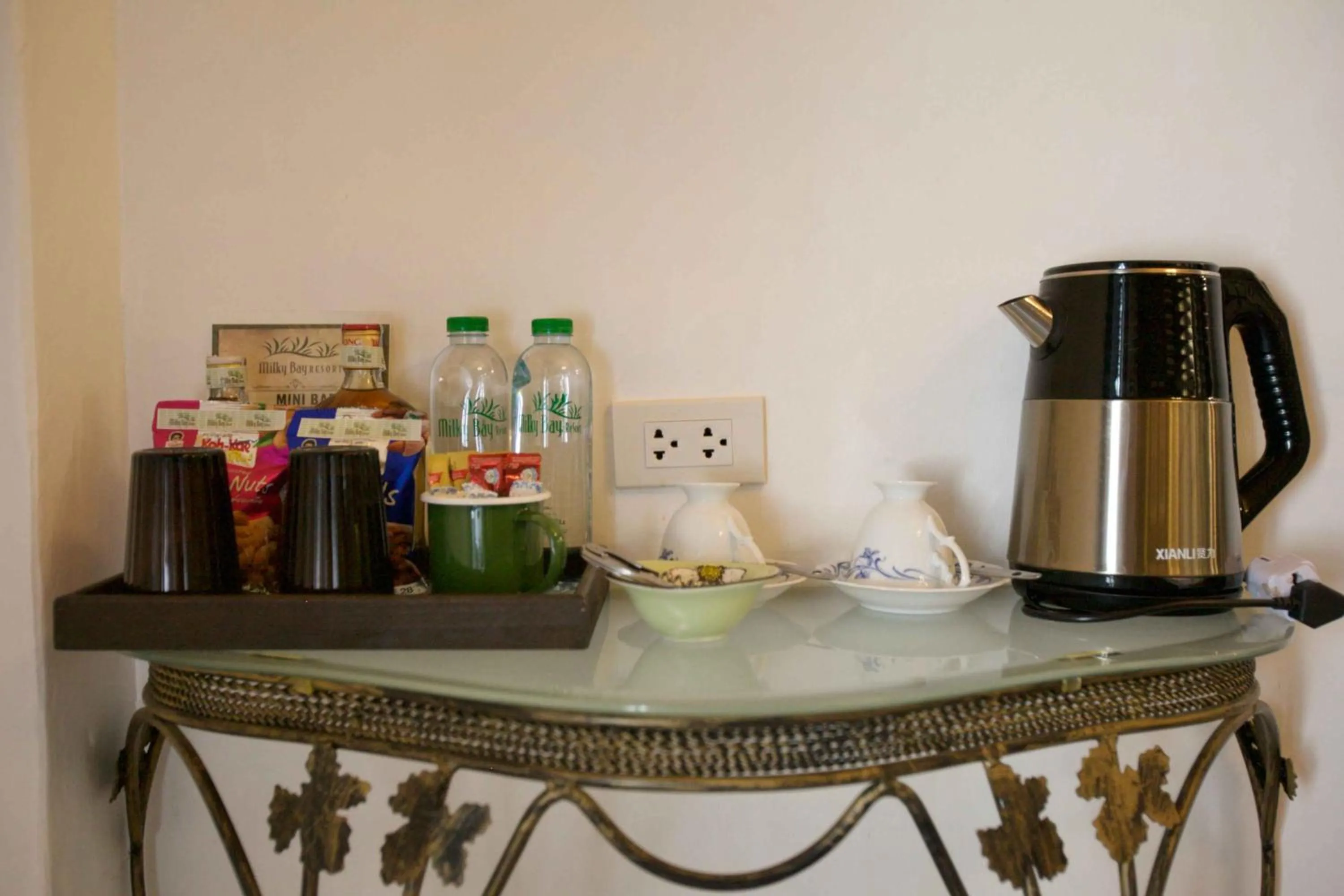 Coffee/tea facilities in Milky Bay Resort