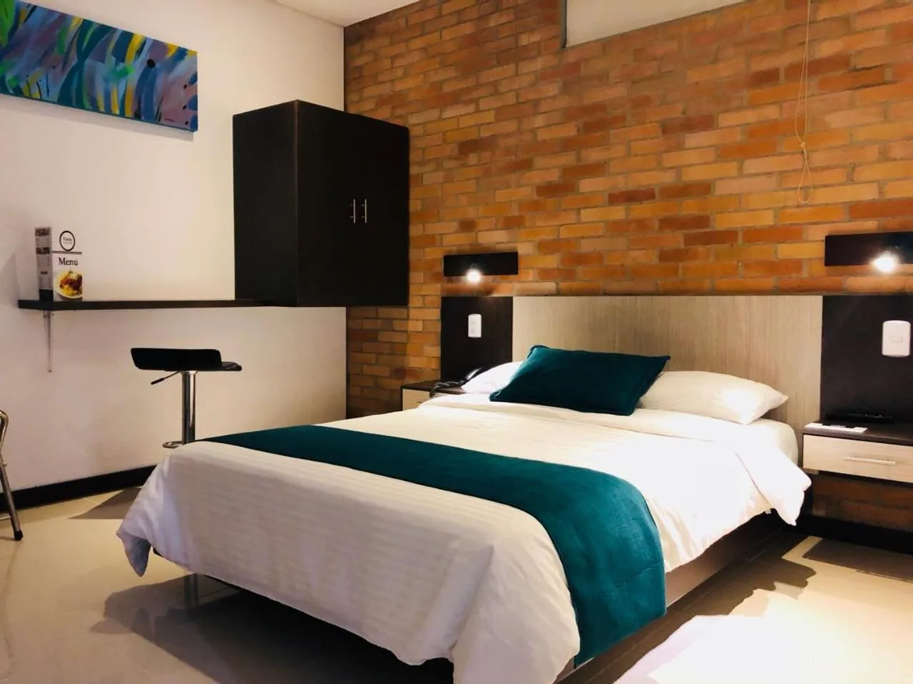 Bed in Hotel Toscana Oriente
