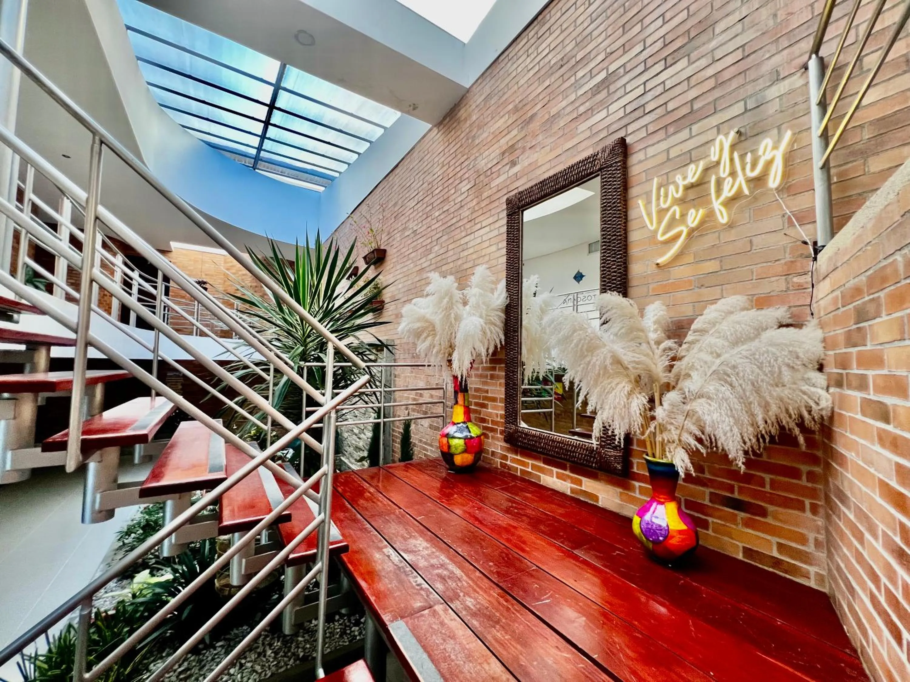 Property building in Hotel Toscana Oriente