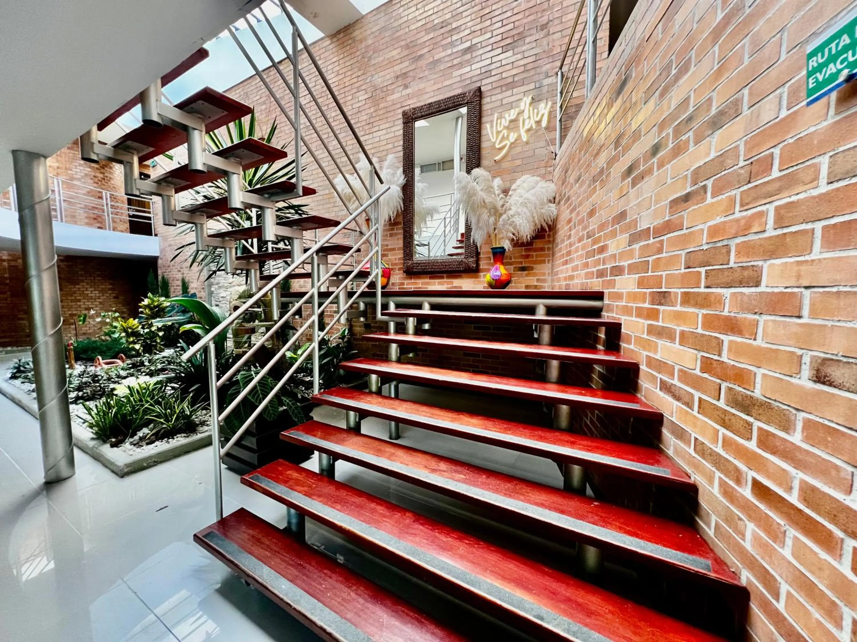Property building in Hotel Toscana Oriente