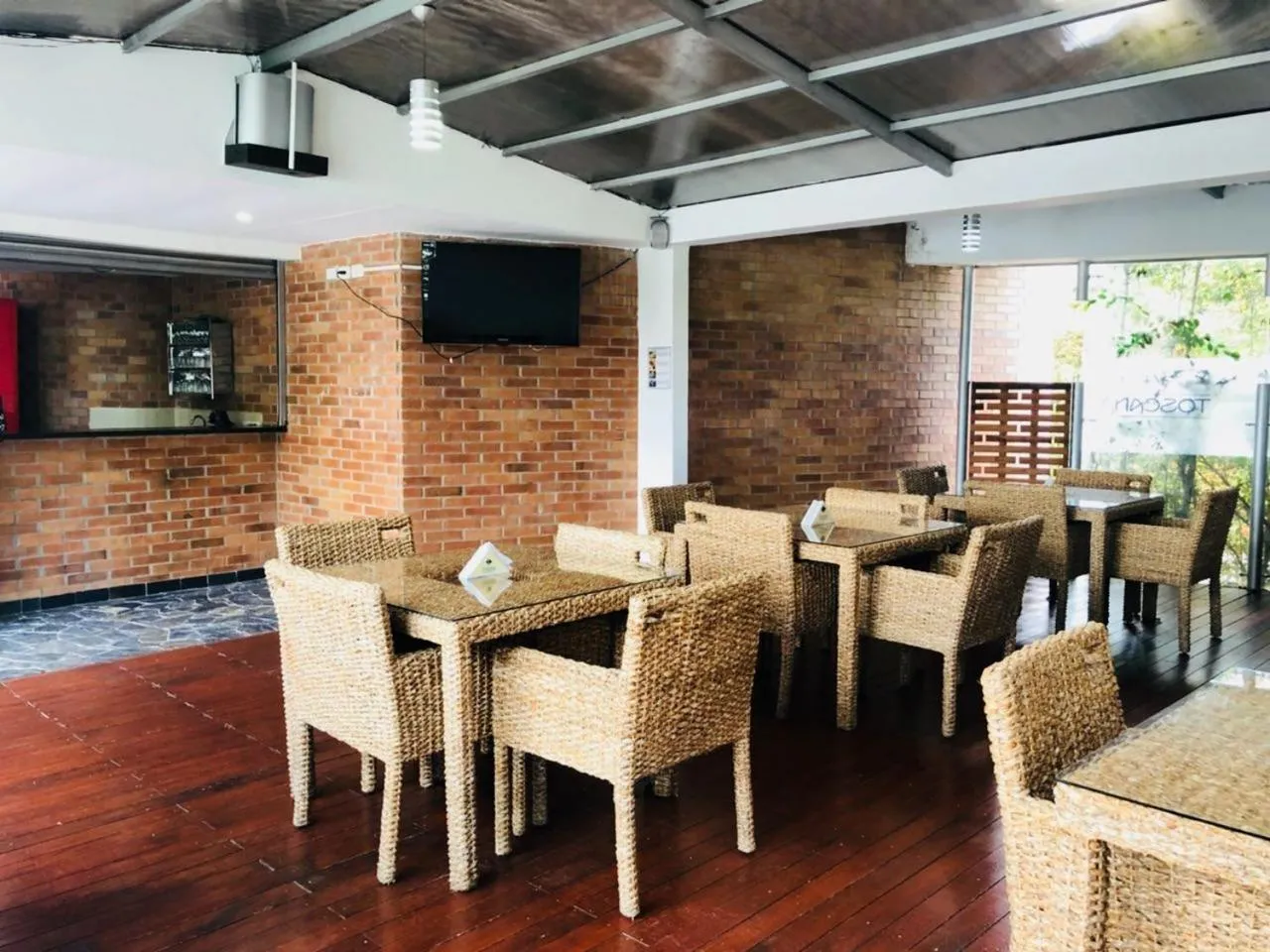 Restaurant/places to eat in Hotel Toscana Oriente