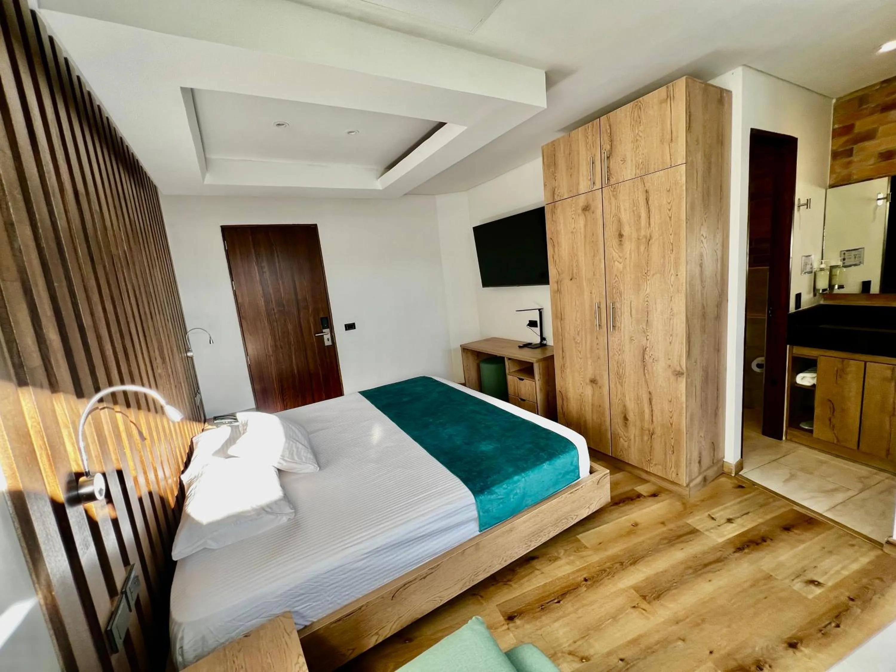 TV and multimedia, Bed in Hotel Toscana Oriente