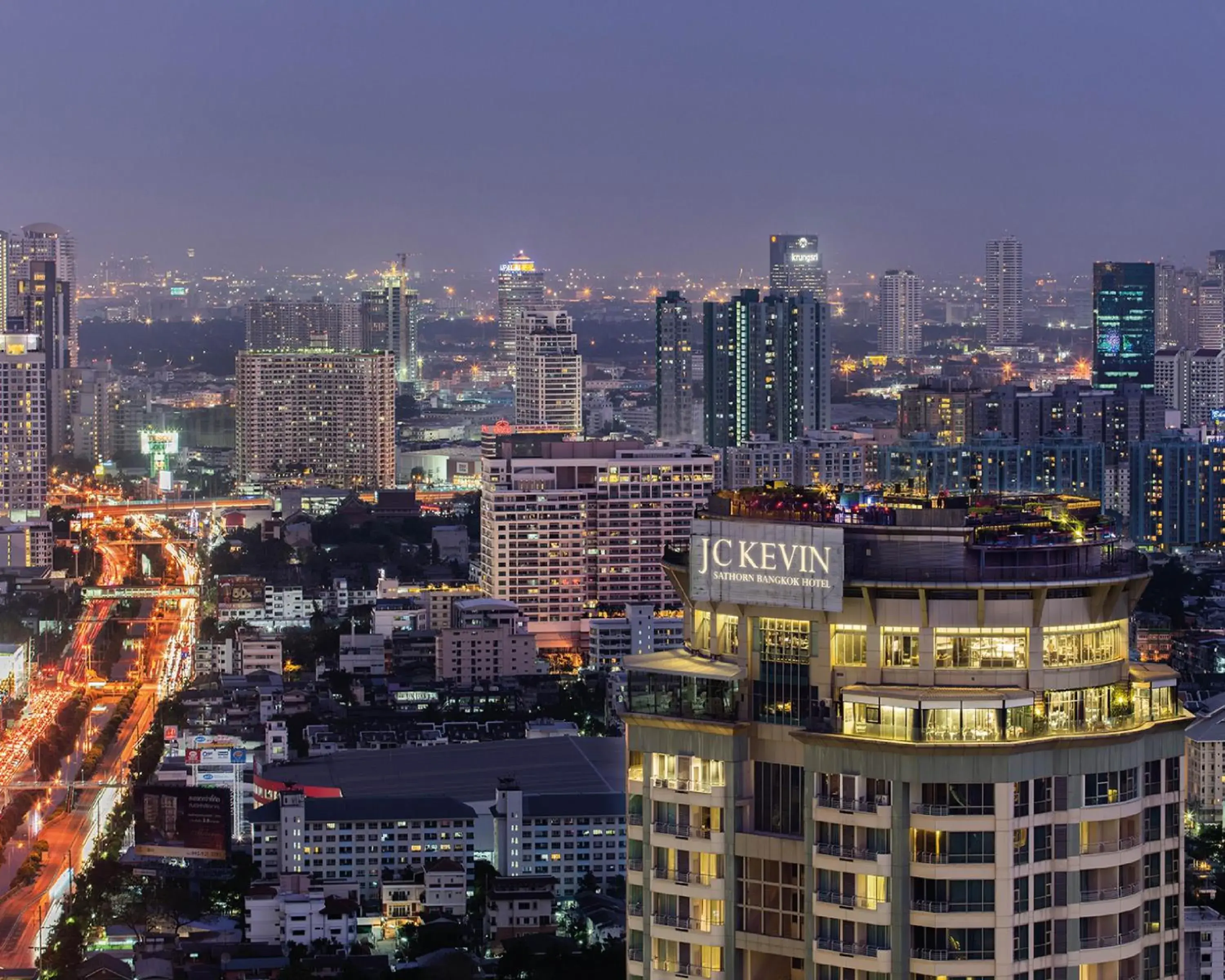 Property building in JC Kevin Sathorn Bangkok Hotel Property building in JC Kevin Sathorn Bangkok Hotel