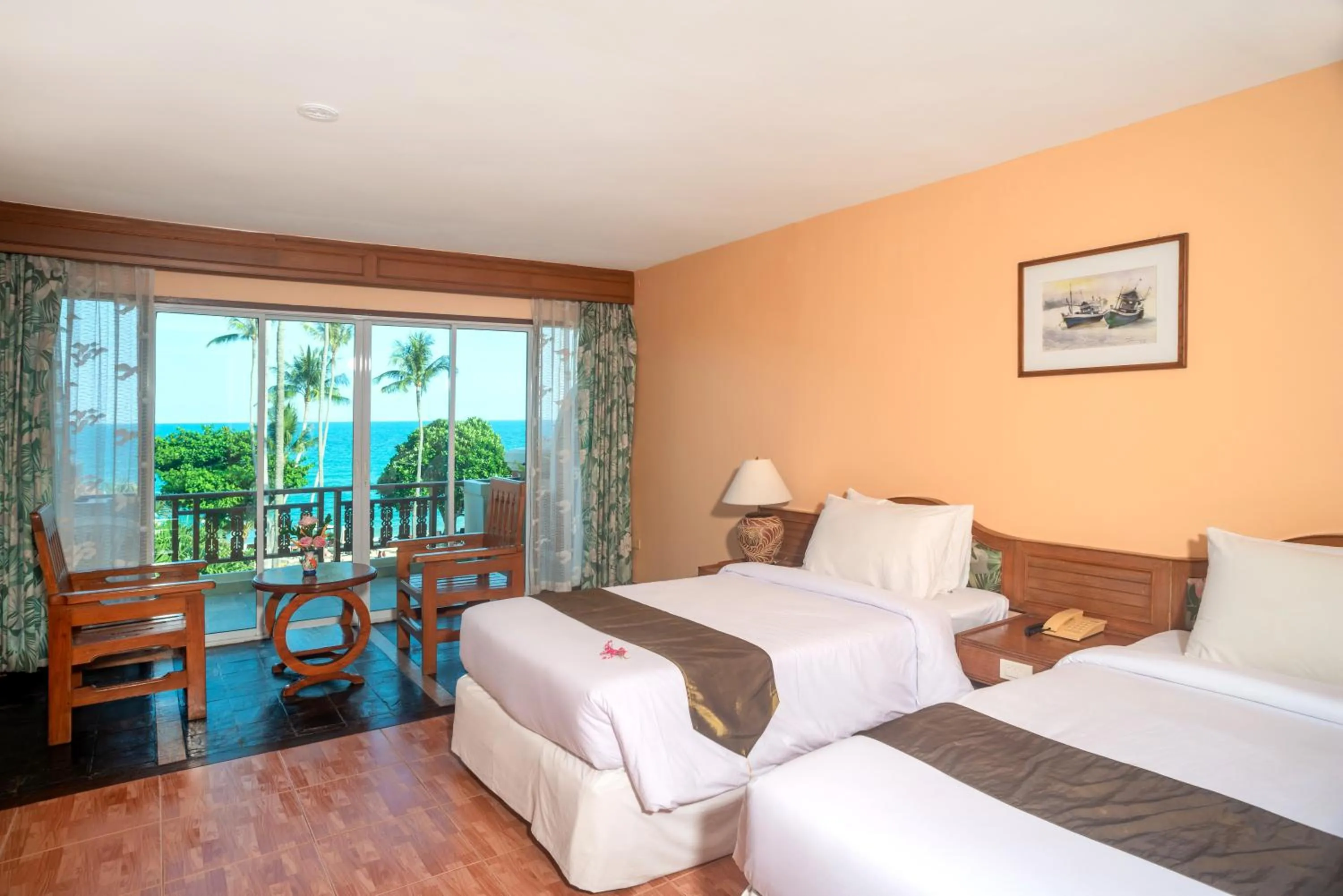 Bed in Aloha Resort