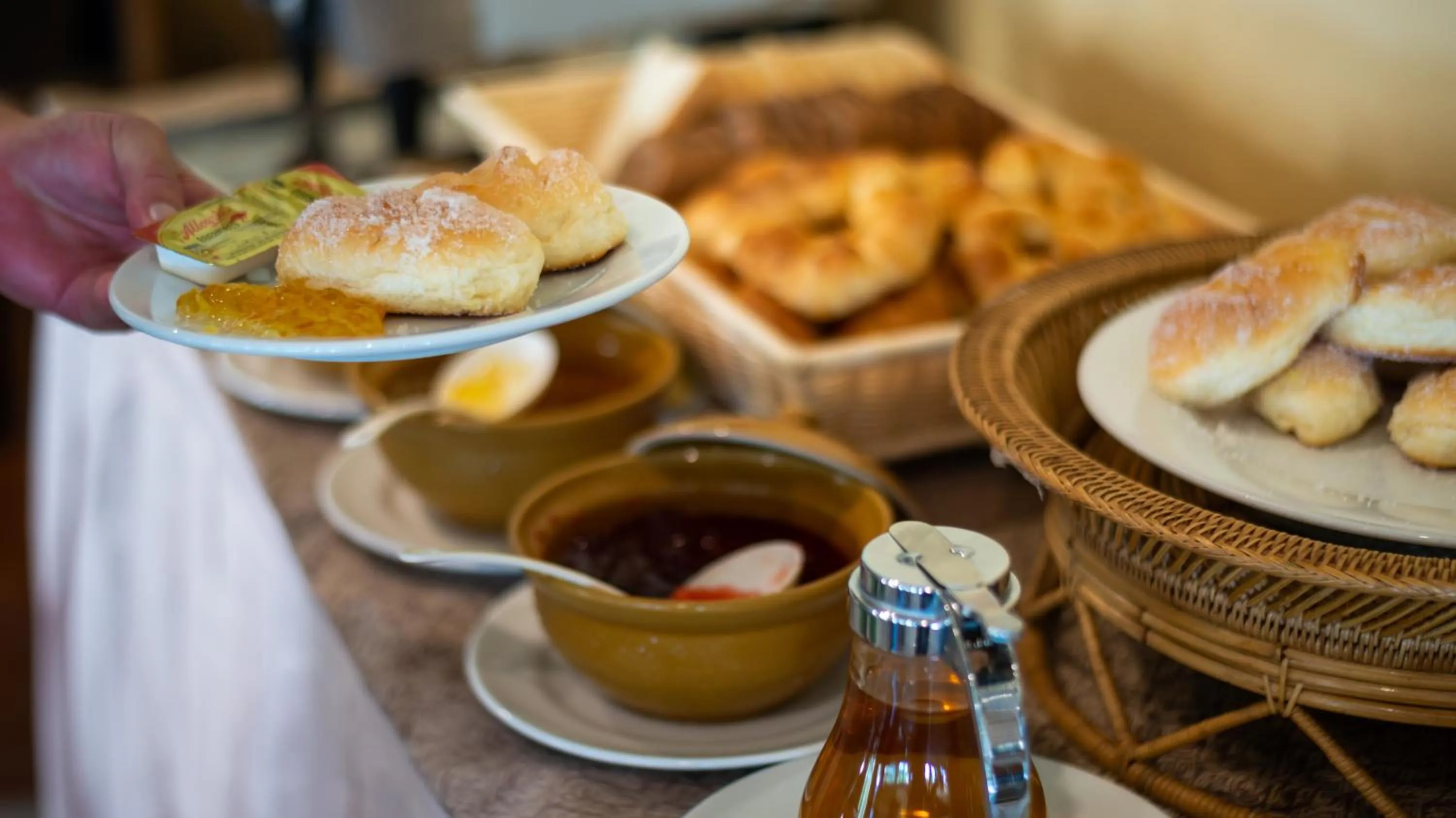 Breakfast in Aloha Resort