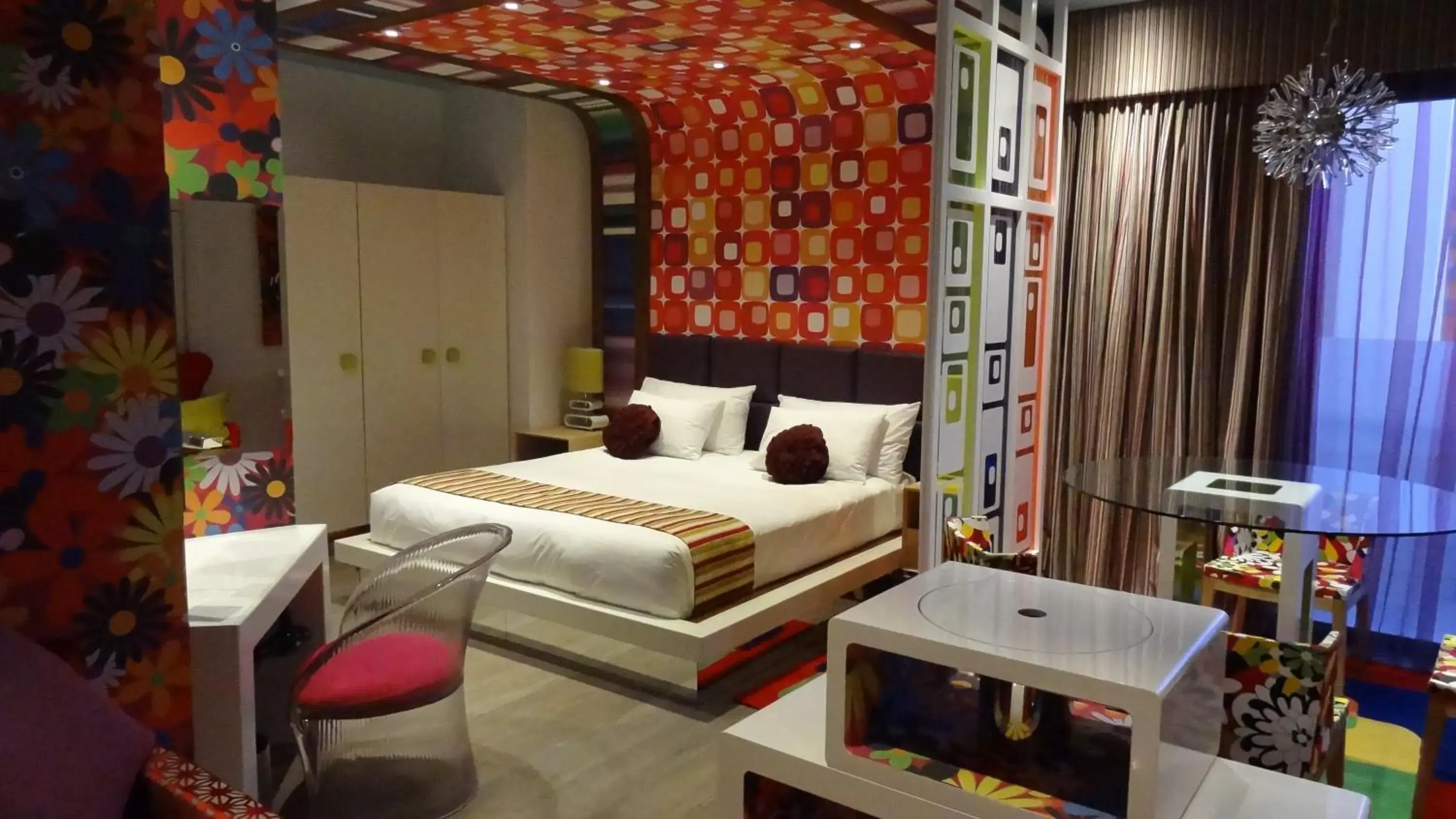 Photo of the whole room, Bed in Peermont Metcourt - Thaba Moshate Photo of the whole room, Bed in Peermont Metcourt - Thaba Moshate