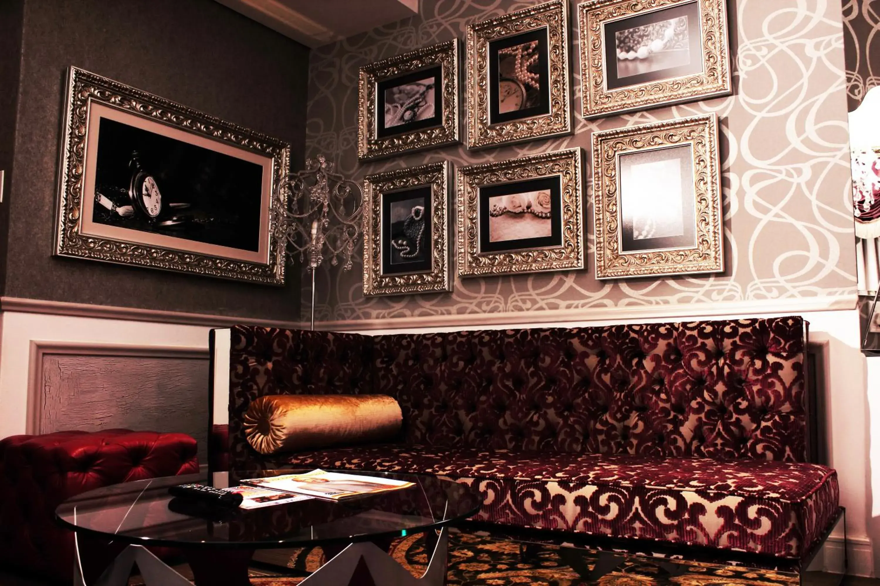 Living room in Peermont Metcourt - Thaba Moshate Living room in Peermont Metcourt - Thaba Moshate