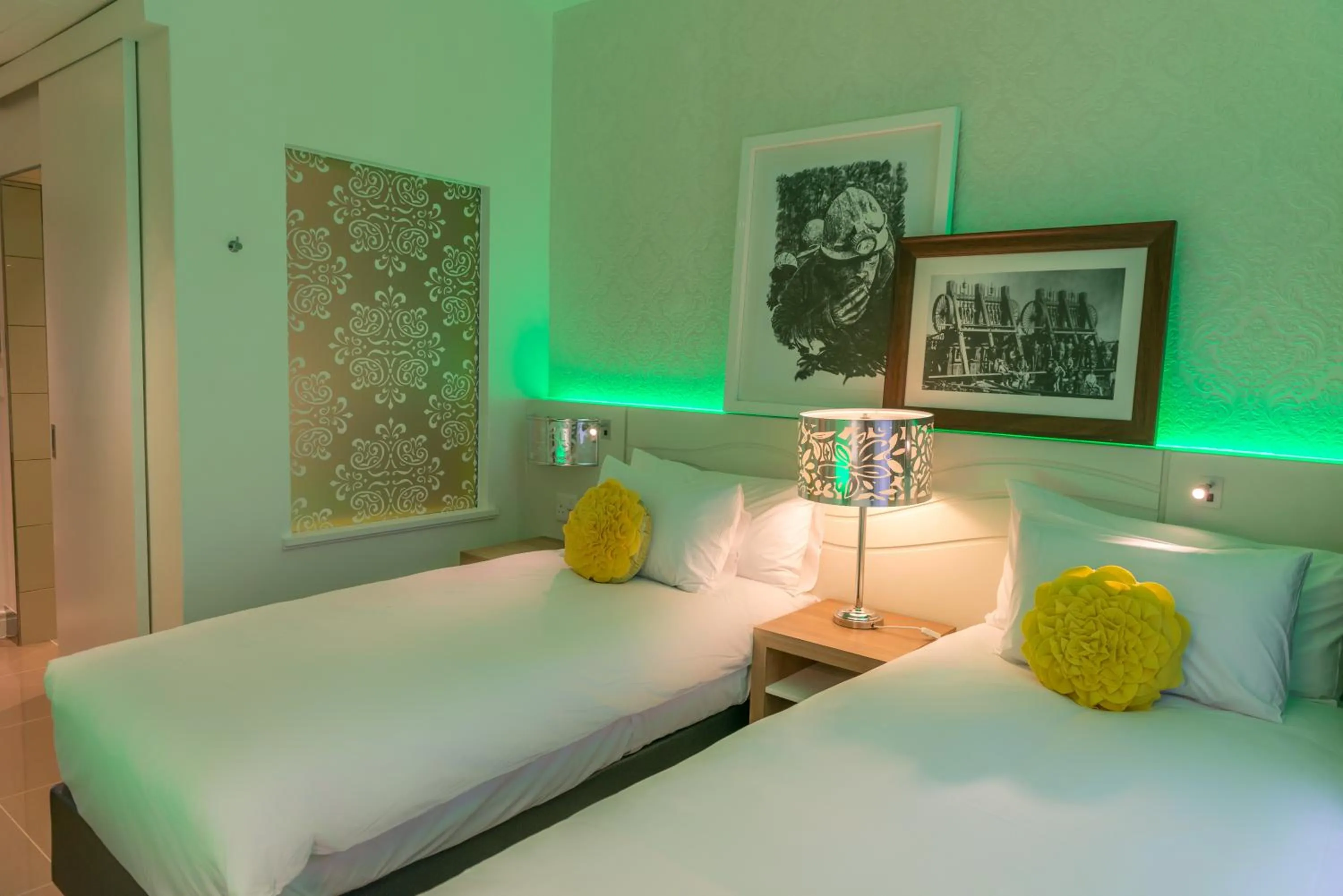 Photo of the whole room, Bed in Peermont Metcourt - Thaba Moshate