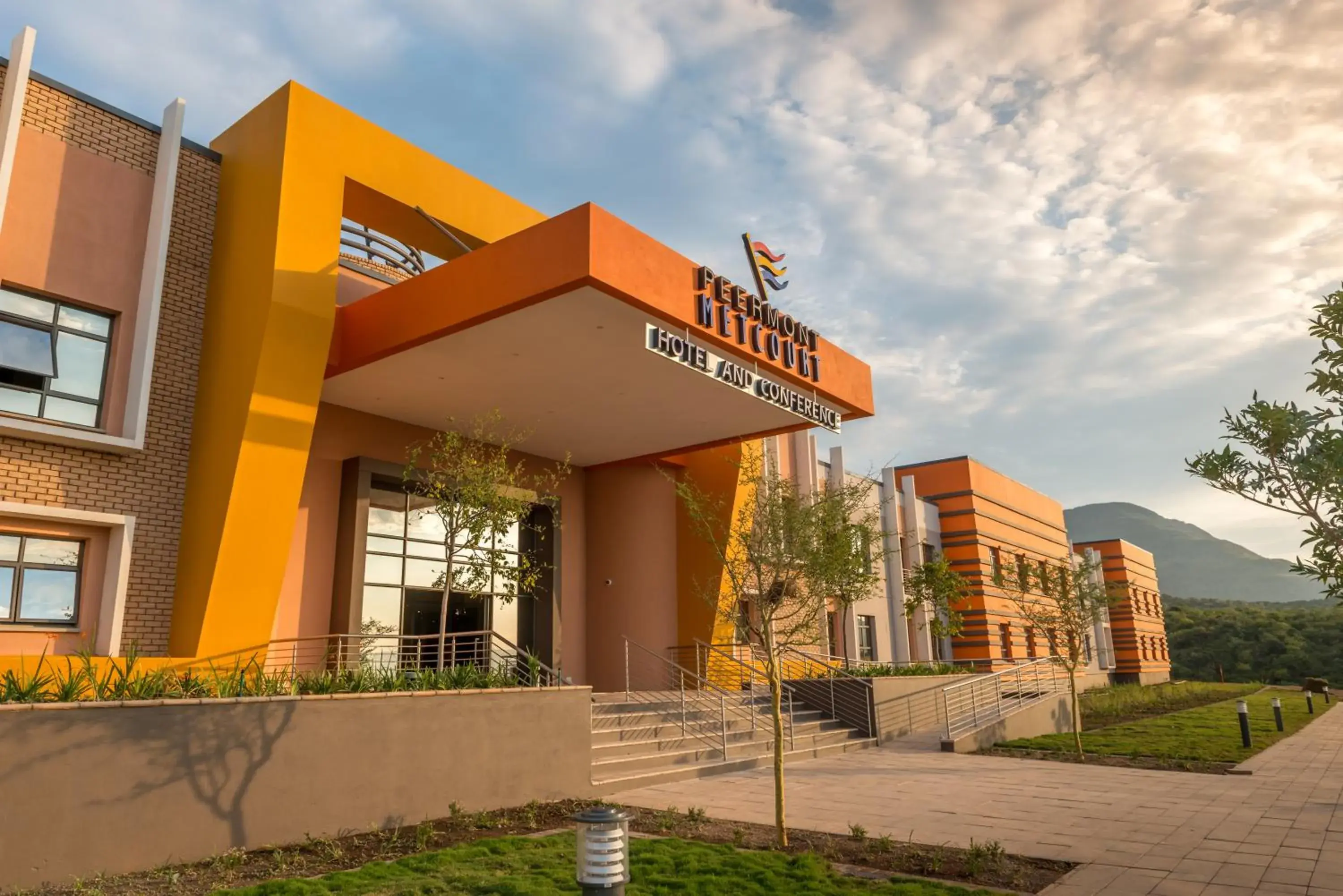 Property building in Peermont Metcourt - Thaba Moshate Property building in Peermont Metcourt - Thaba Moshate