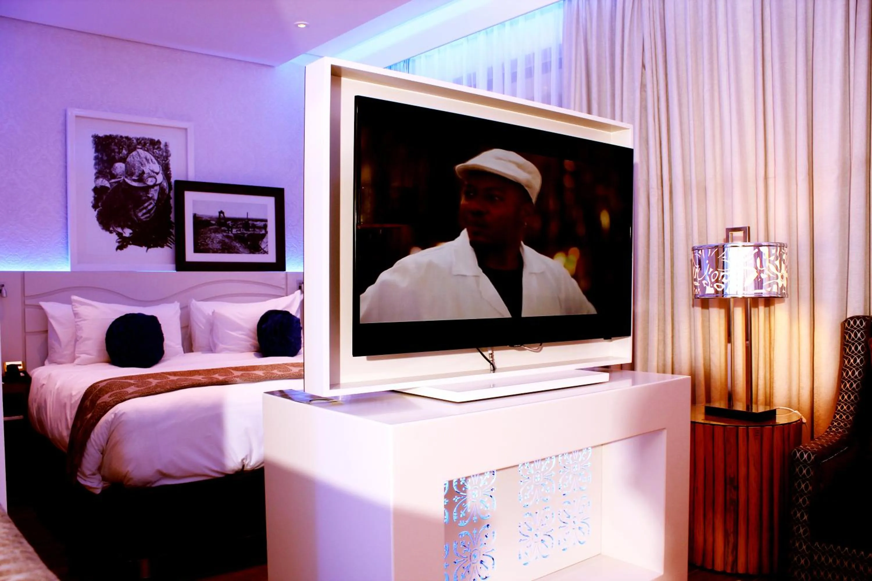 Photo of the whole room, Bed in Peermont Metcourt - Thaba Moshate