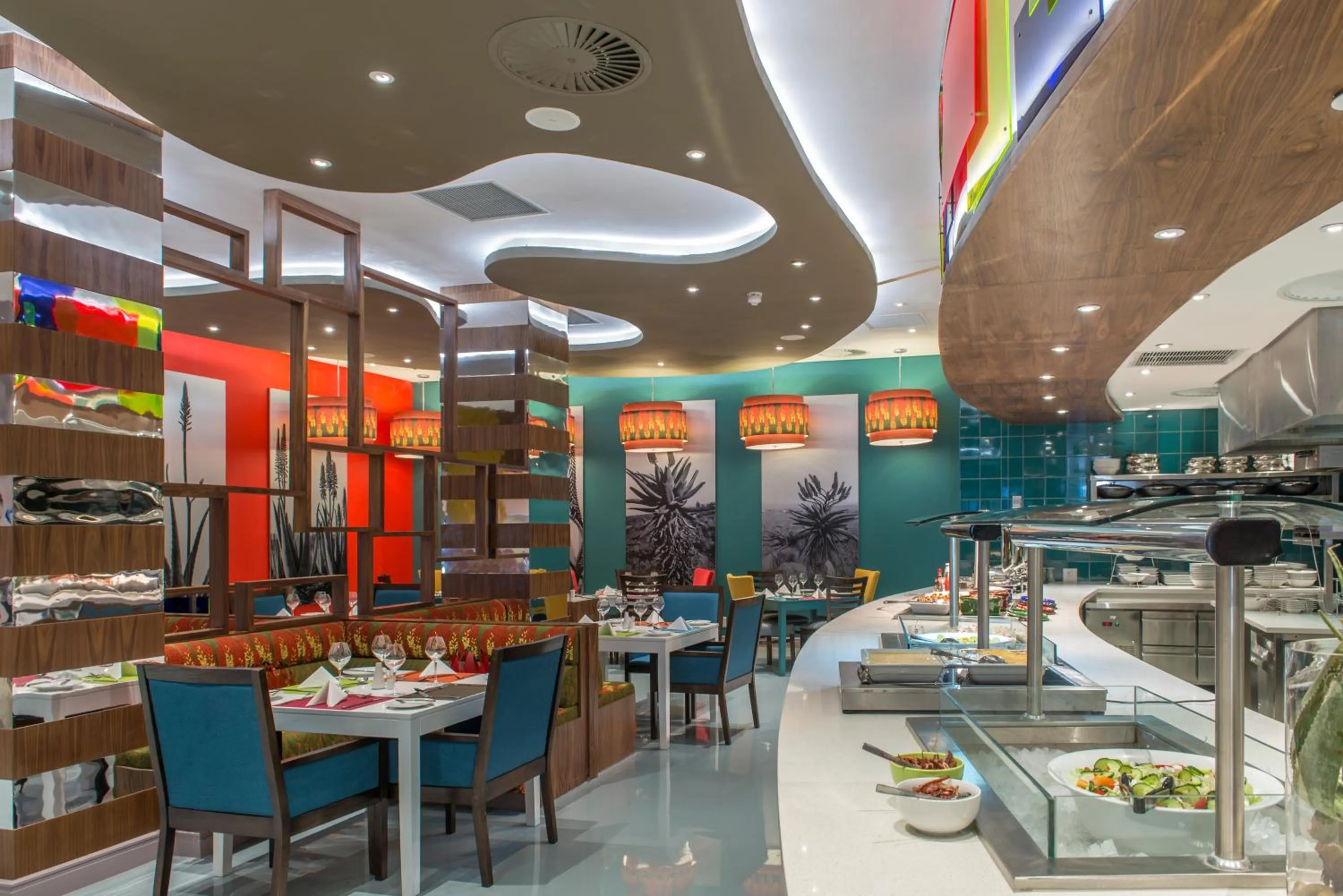 Restaurant/places to eat in Peermont Metcourt - Thaba Moshate