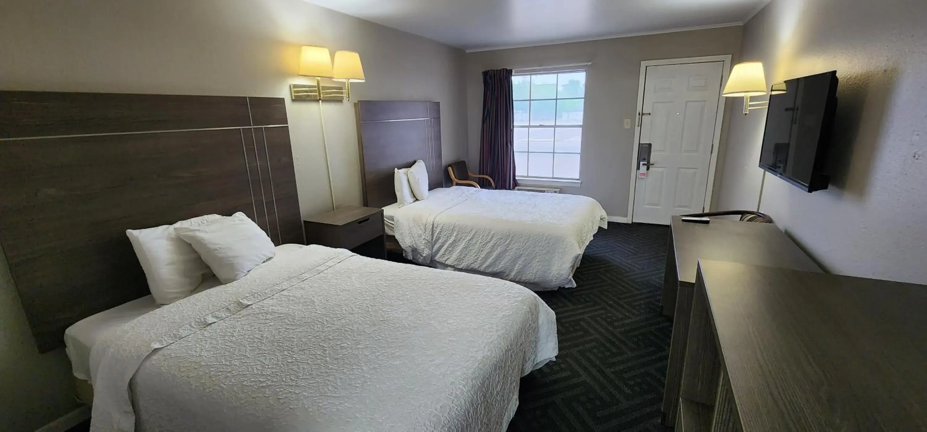 Standard Queen Room in Alice Motor Inn Standard Queen Room in Alice Motor Inn