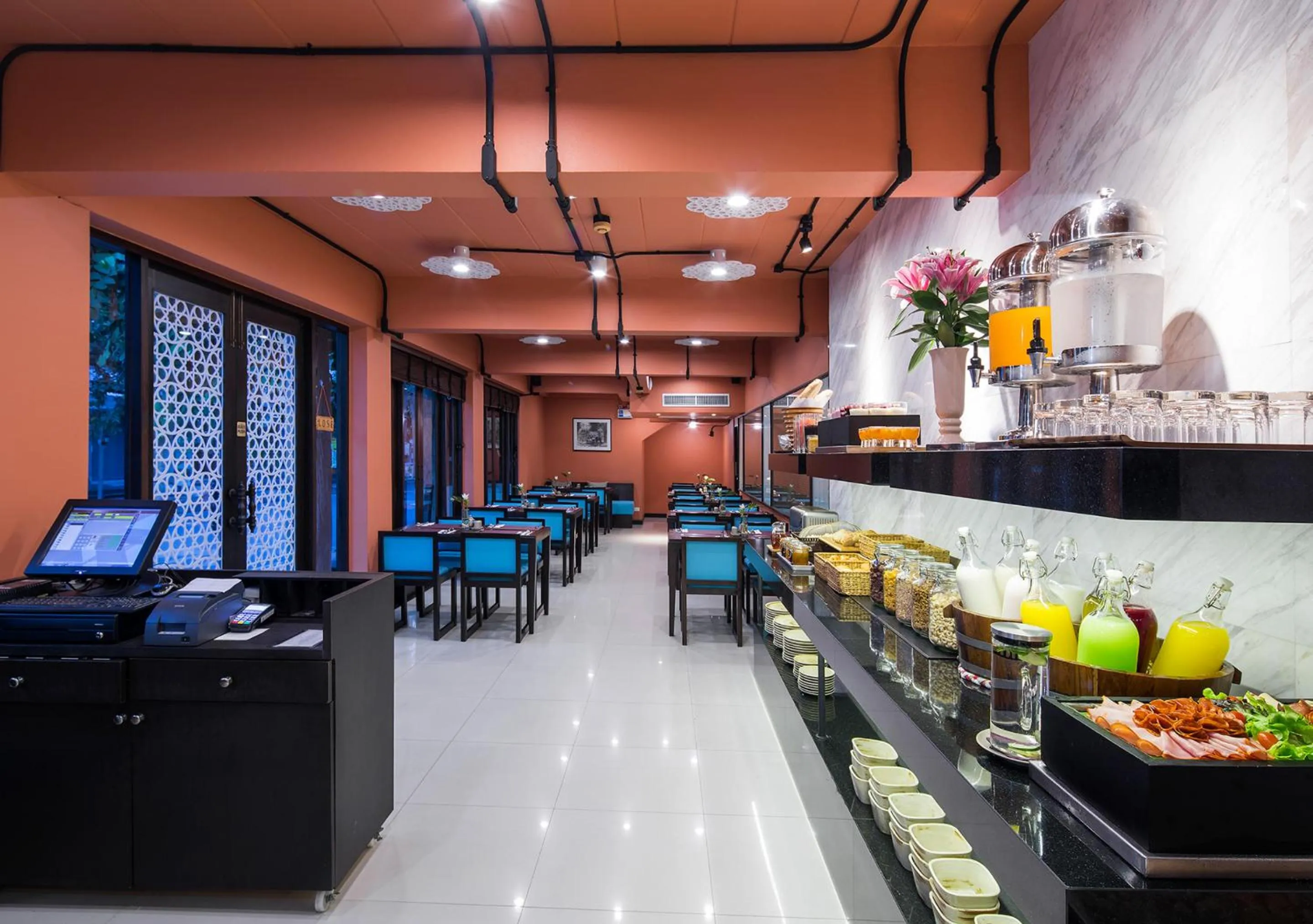 Restaurant/places to eat in U Chiang Mai