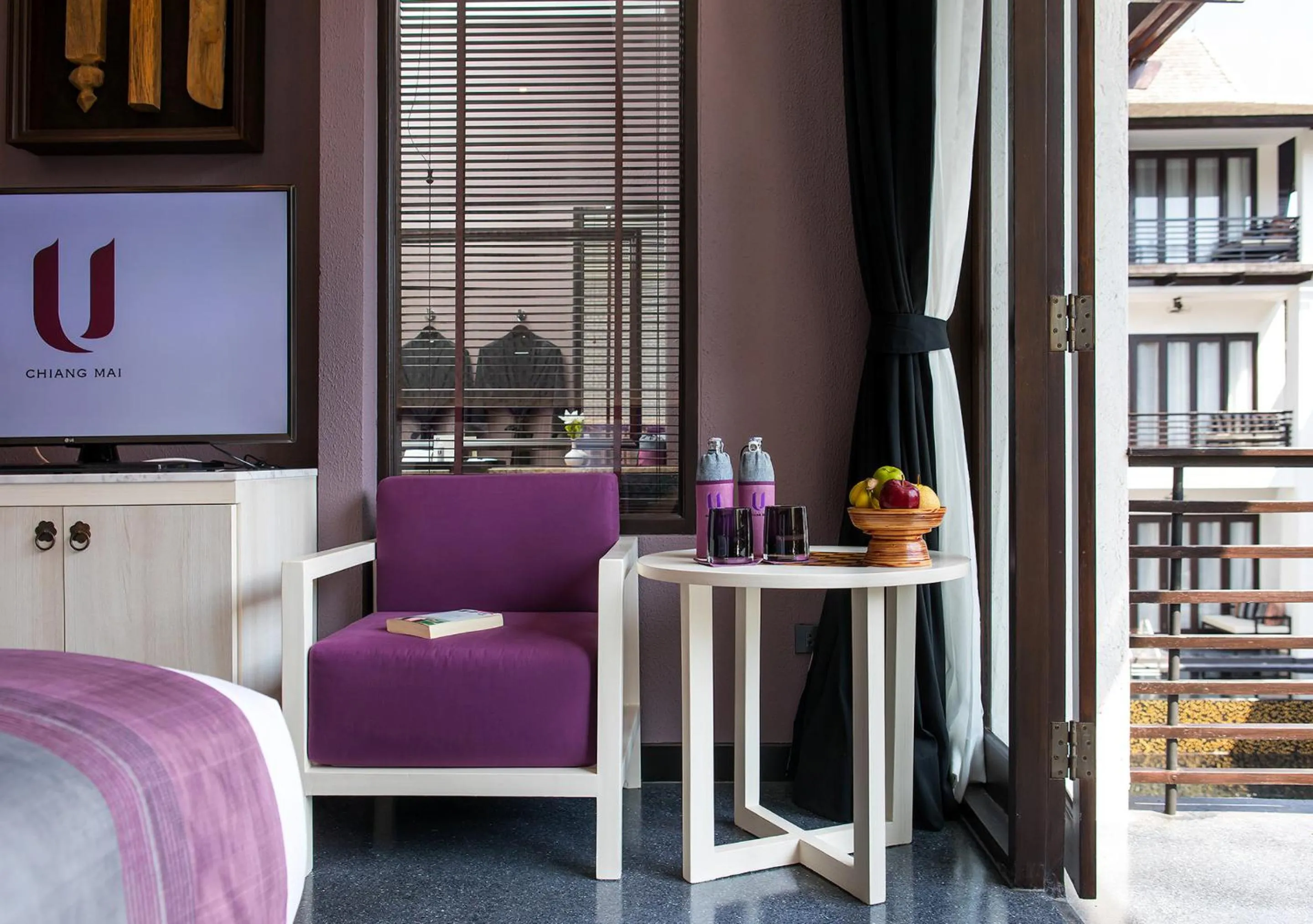 Day, Bed in U Chiang Mai