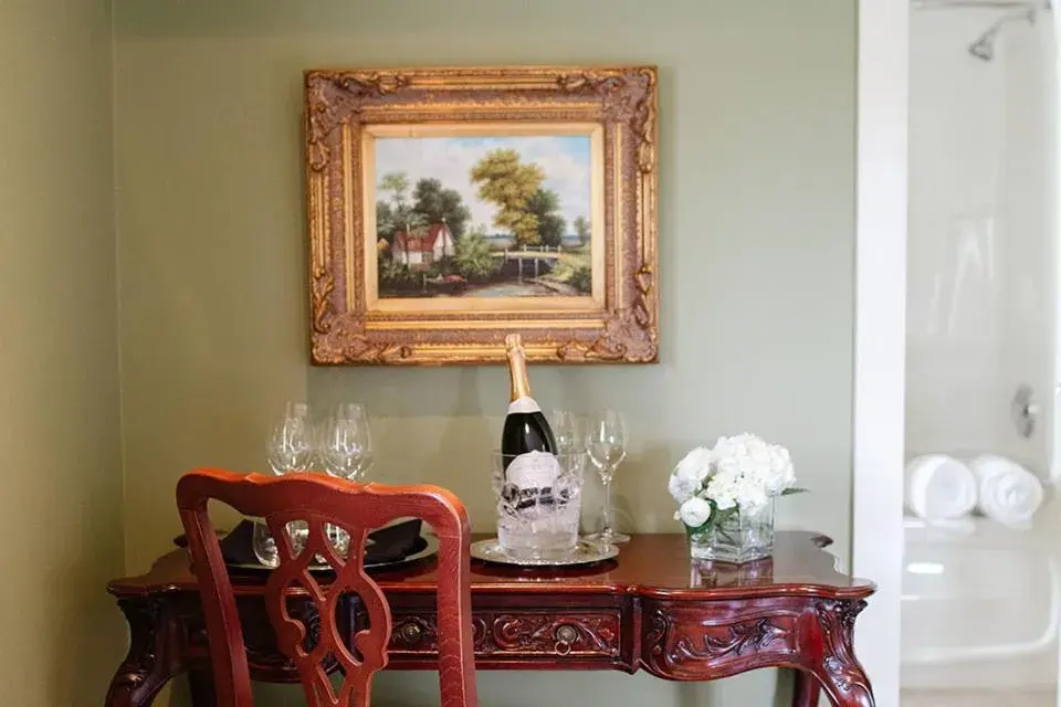 Bedroom in Riverbend Inn & Vineyard Bedroom in Riverbend Inn & Vineyard