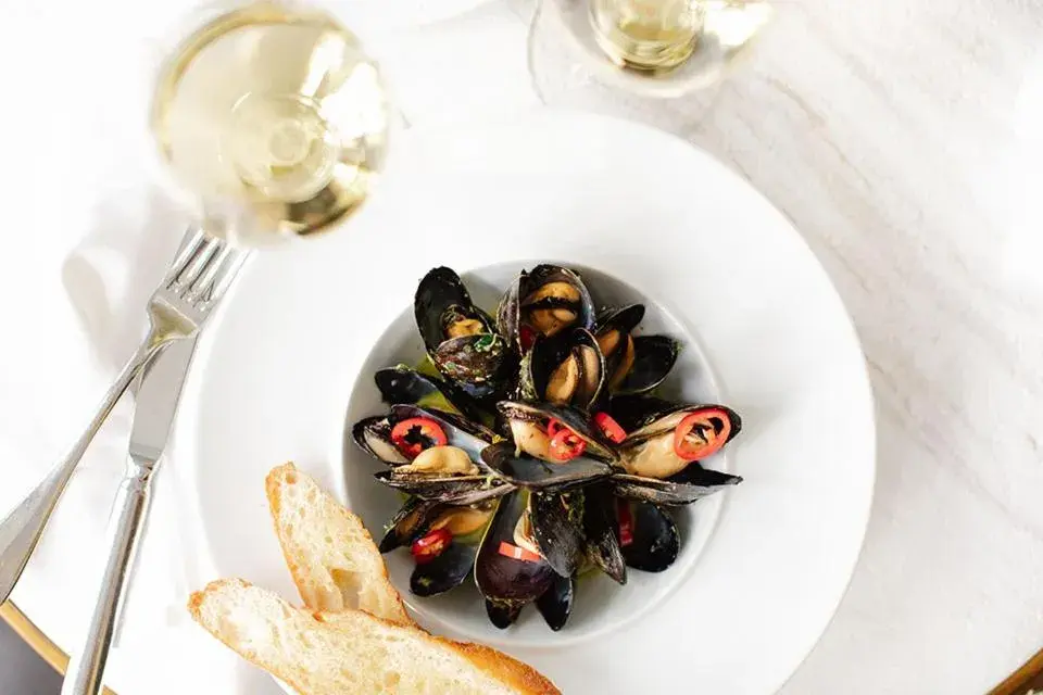 Food in Riverbend Inn & Vineyard Food in Riverbend Inn & Vineyard