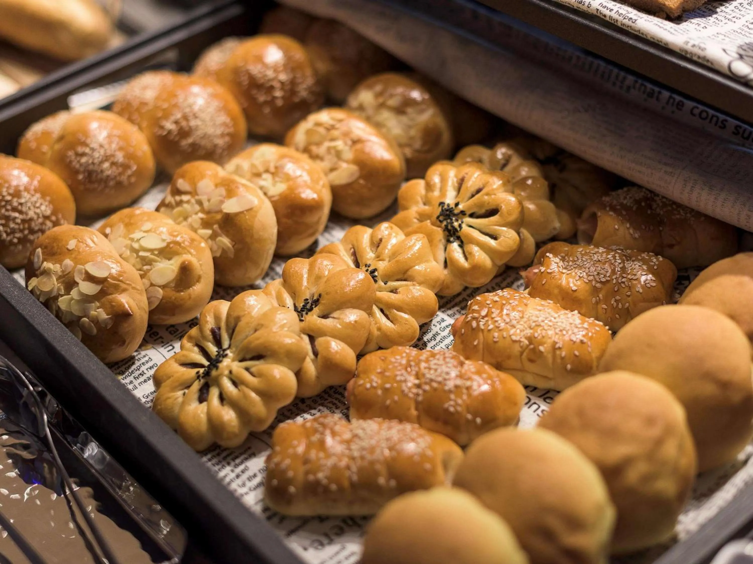 Restaurant/places to eat in Novotel Shanghai Clover