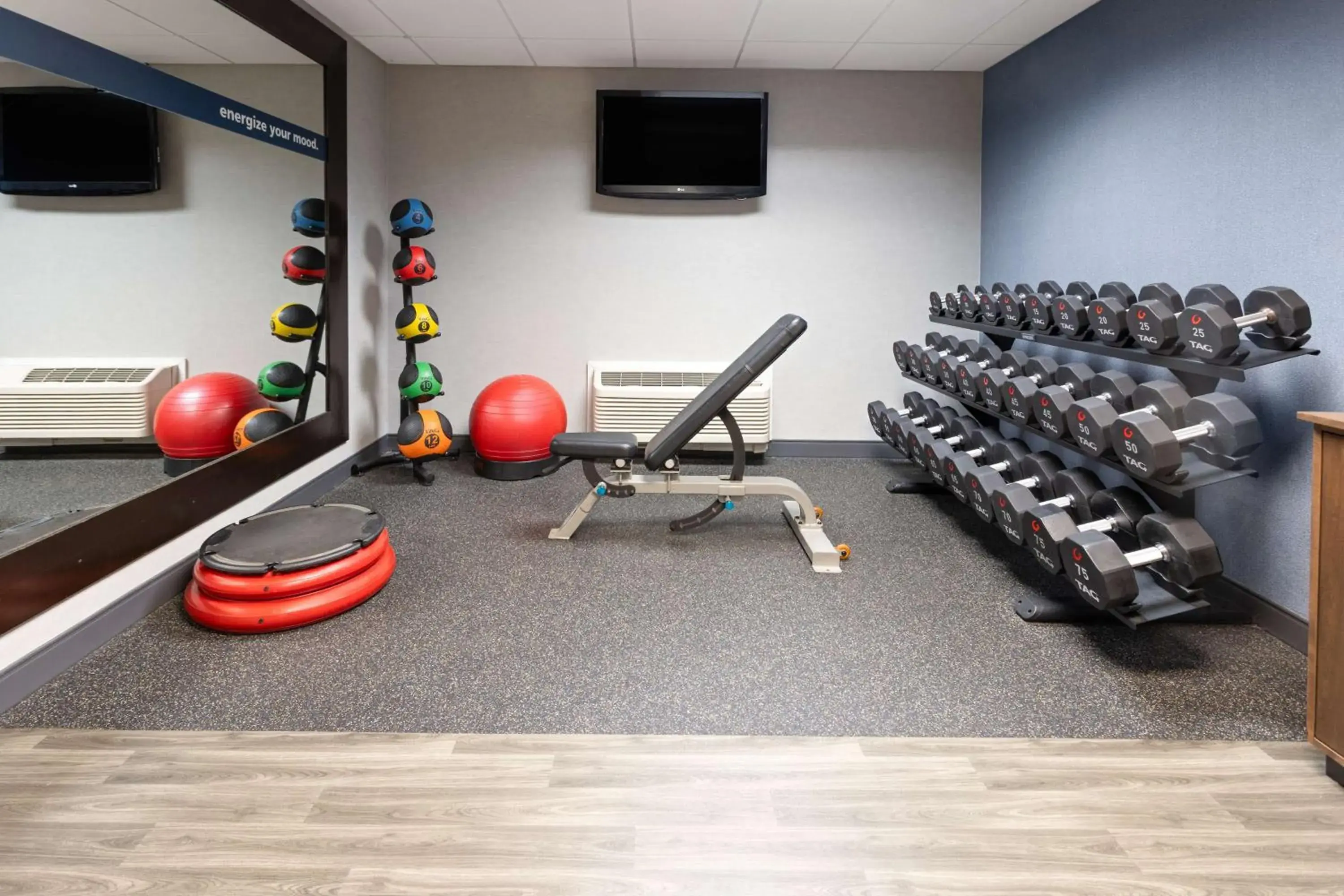 Fitness centre/facilities in Hampton Inn & Suites Wells-Ogunquit Fitness centre/facilities in Hampton Inn & Suites Wells-Ogunquit