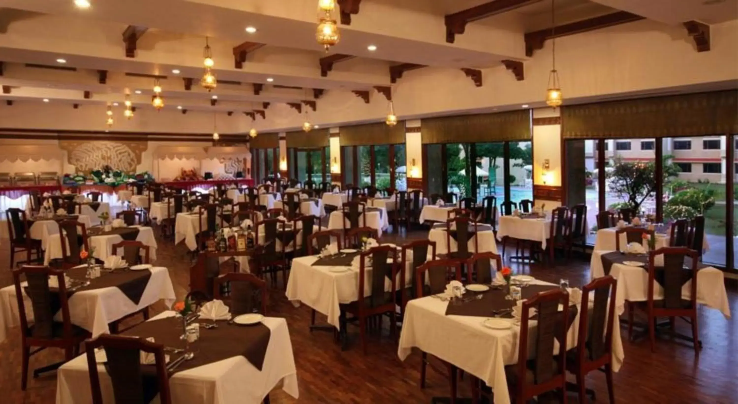 Restaurant/places to eat in Clarks Khajuraho Restaurant/places to eat in Clarks Khajuraho