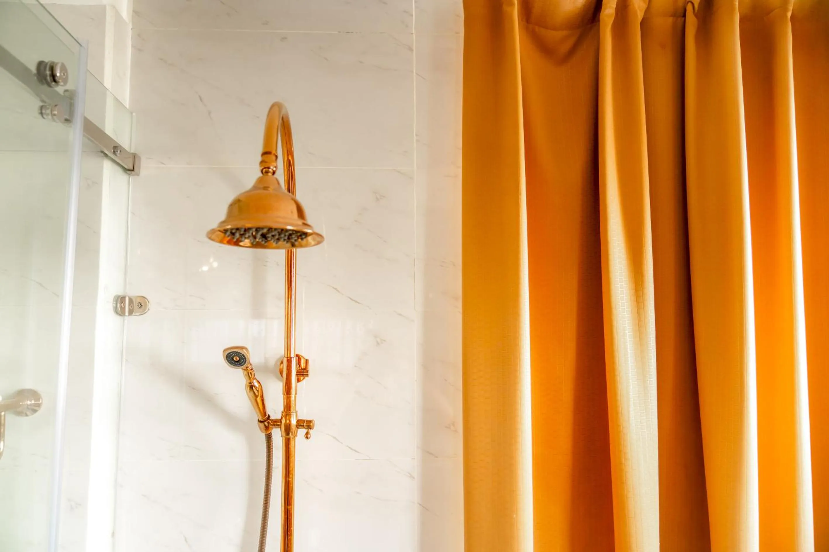 Shower in Hoang Trieu Hotel