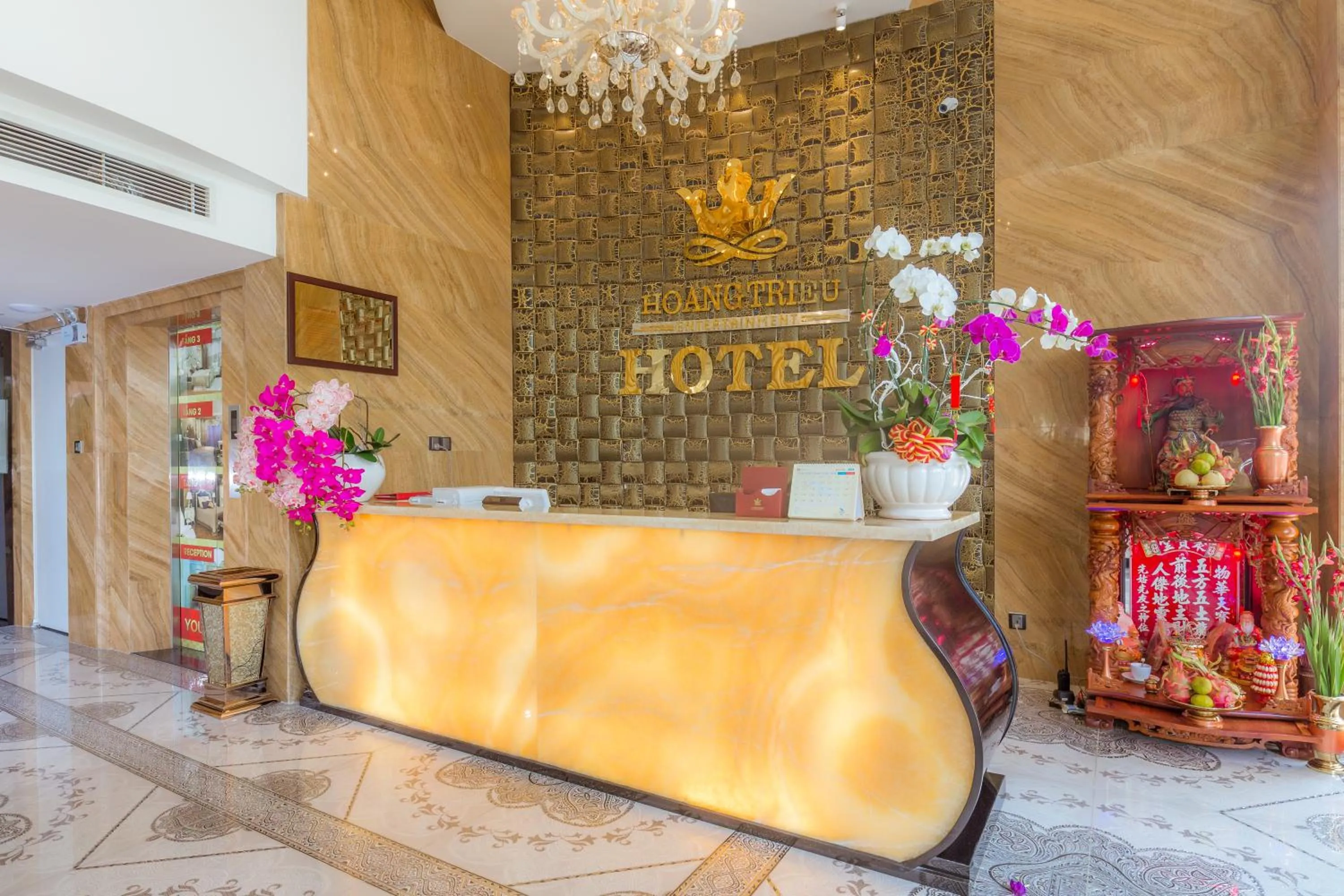 Property building in Hoang Trieu Hotel