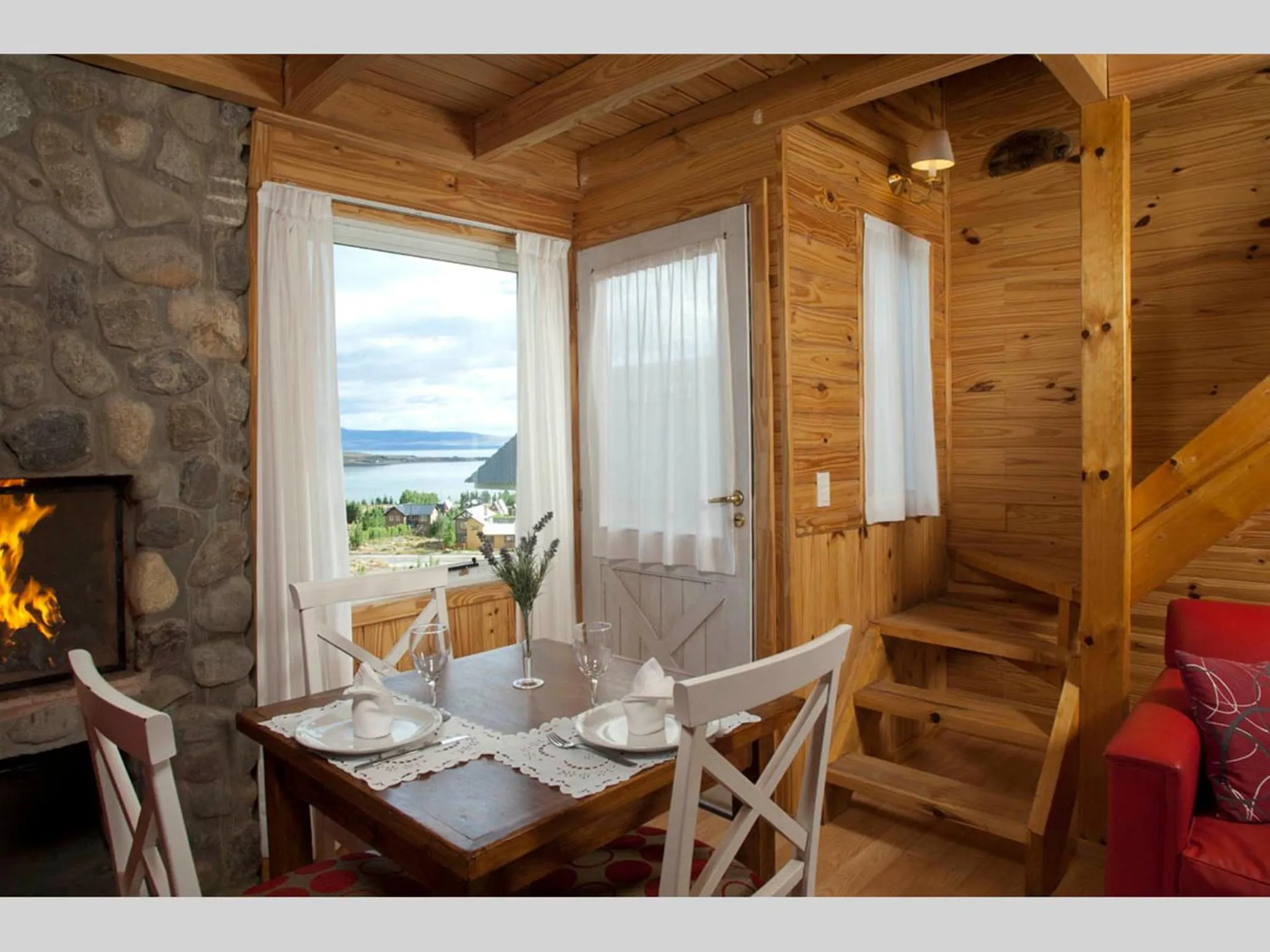 Dining area in Blanca Patagonia Hostería Boutique y Cabañas