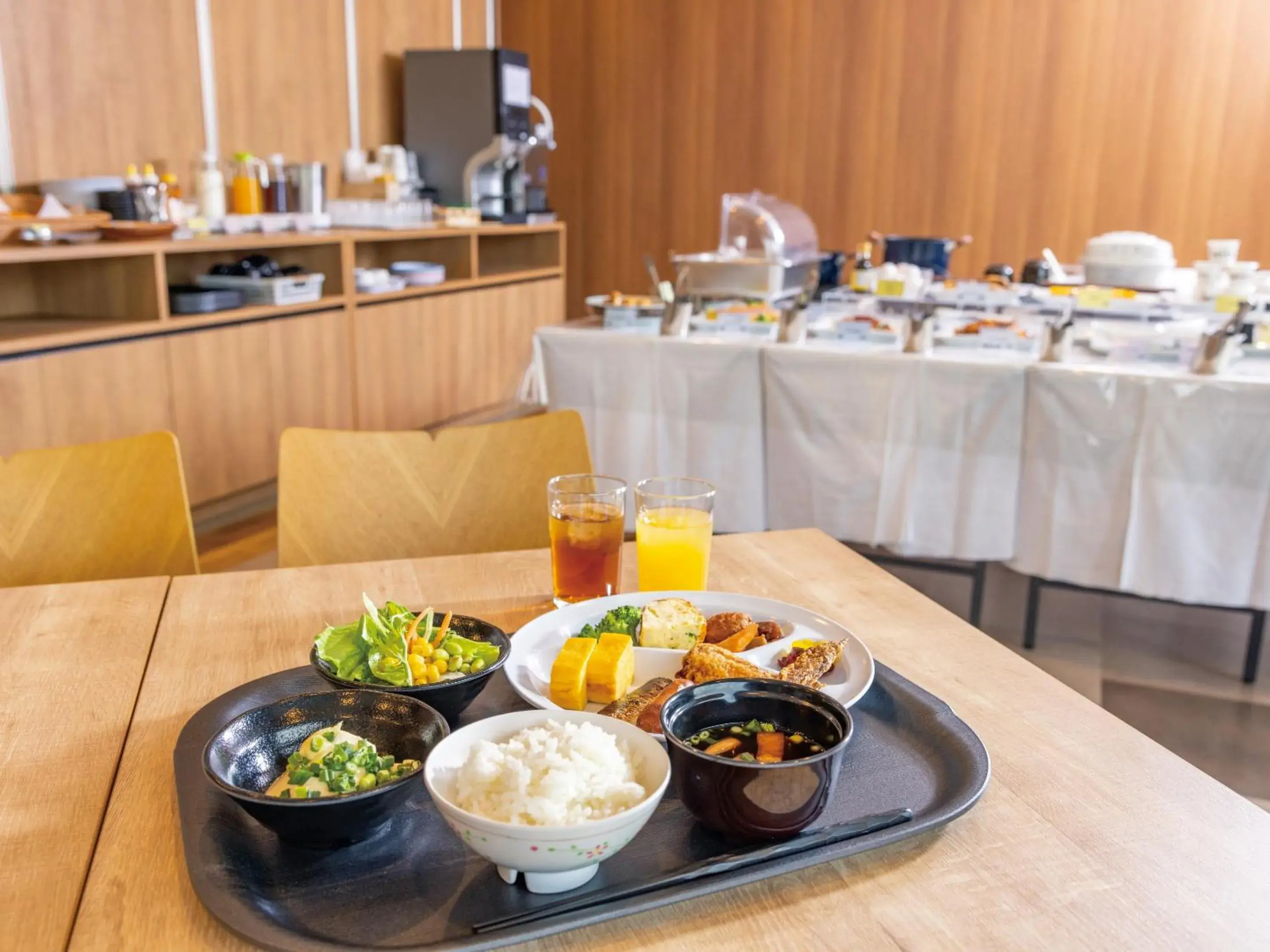 Restaurant/places to eat in Tokai City Hotel Restaurant/places to eat in Tokai City Hotel