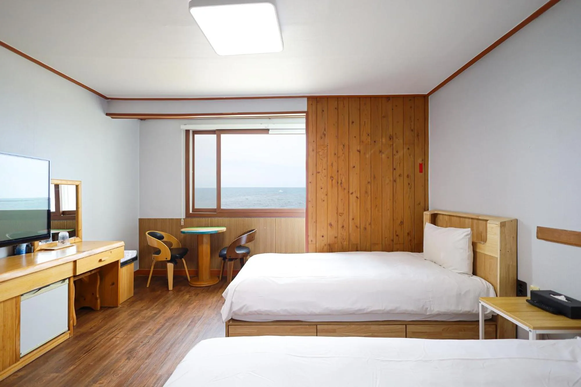 View (from property/room), Bed in Fantastic Ocean View Sydney Hotel