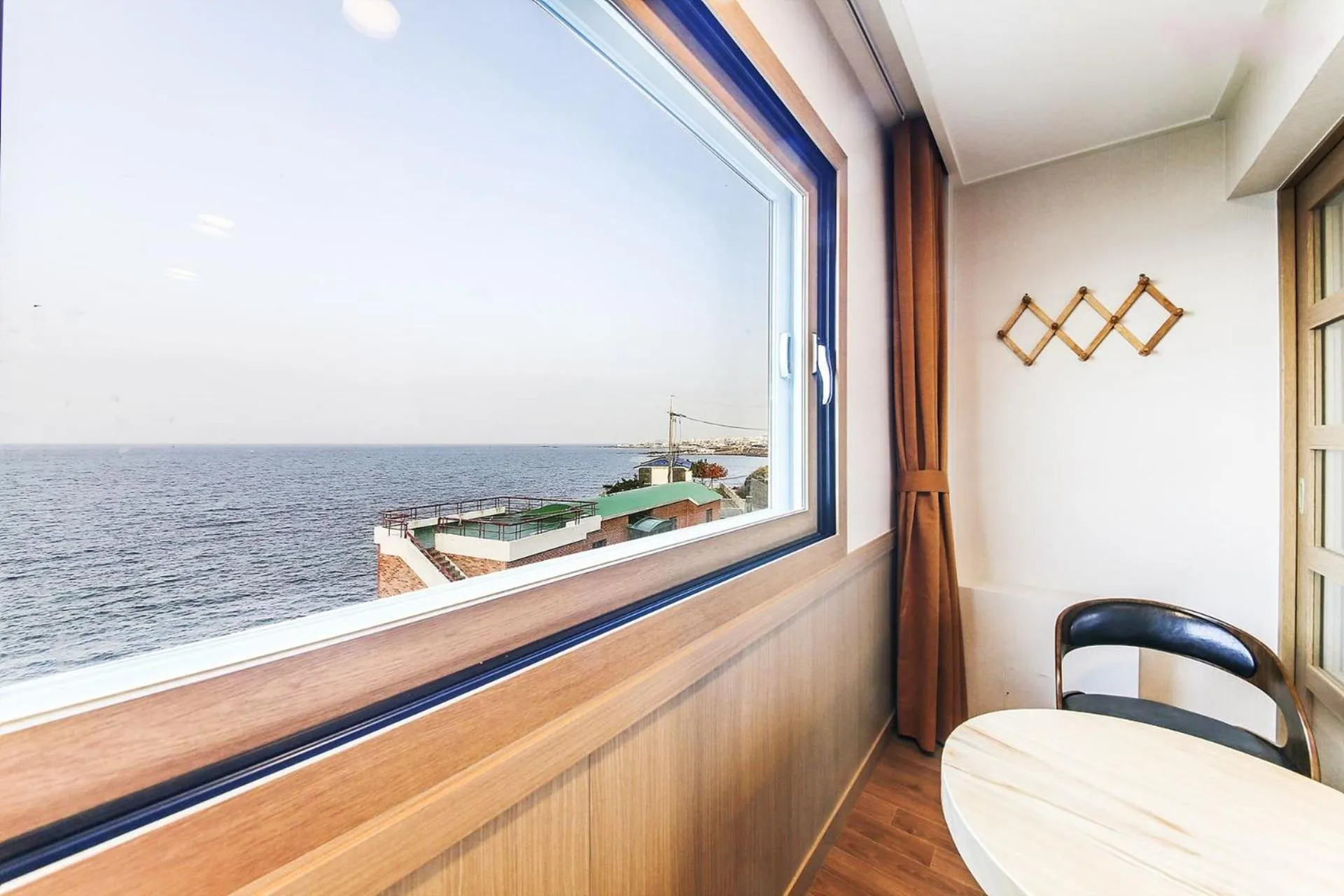 Balcony/Terrace in Fantastic Ocean View Sydney Hotel