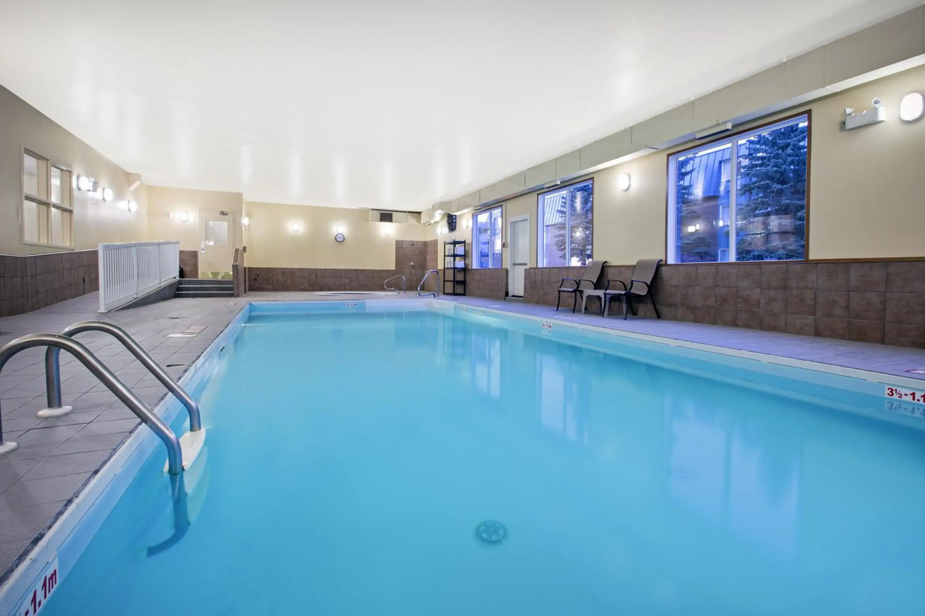 Swimming pool in Ramada by Wyndham Prince Albert Swimming pool in Ramada by Wyndham Prince Albert