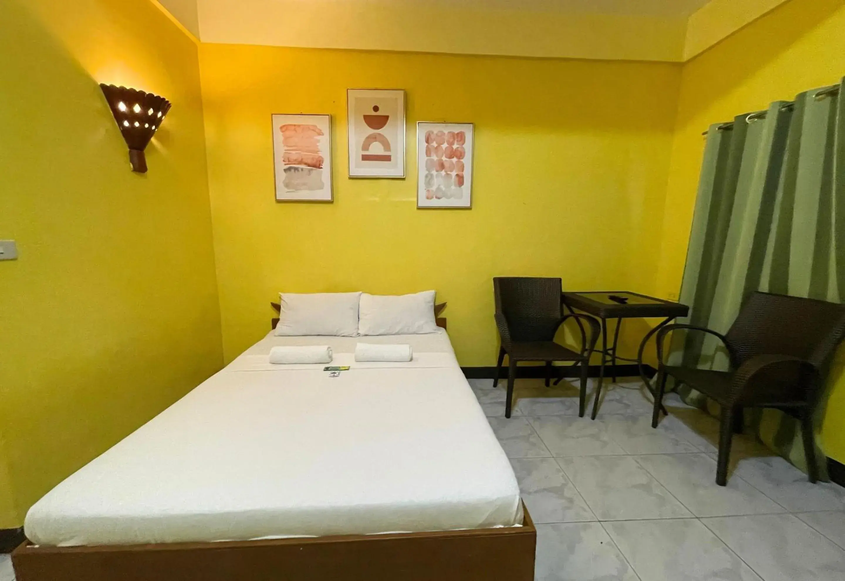 Bed in Simons Heritage Resort Puerto Galera Bed in Simons Heritage Resort Puerto Galera