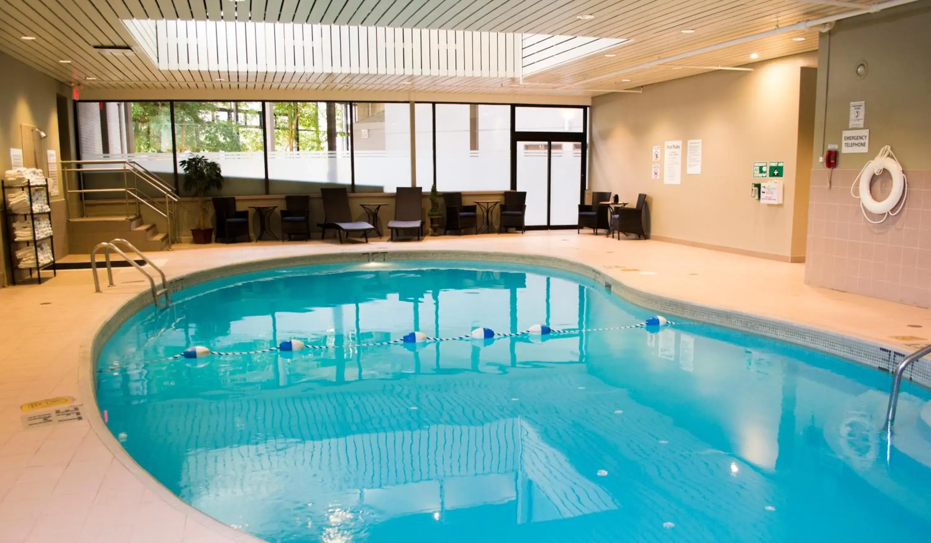 Swimming pool in Holiday Inn Sudbury by IHG Swimming pool in Holiday Inn Sudbury by IHG