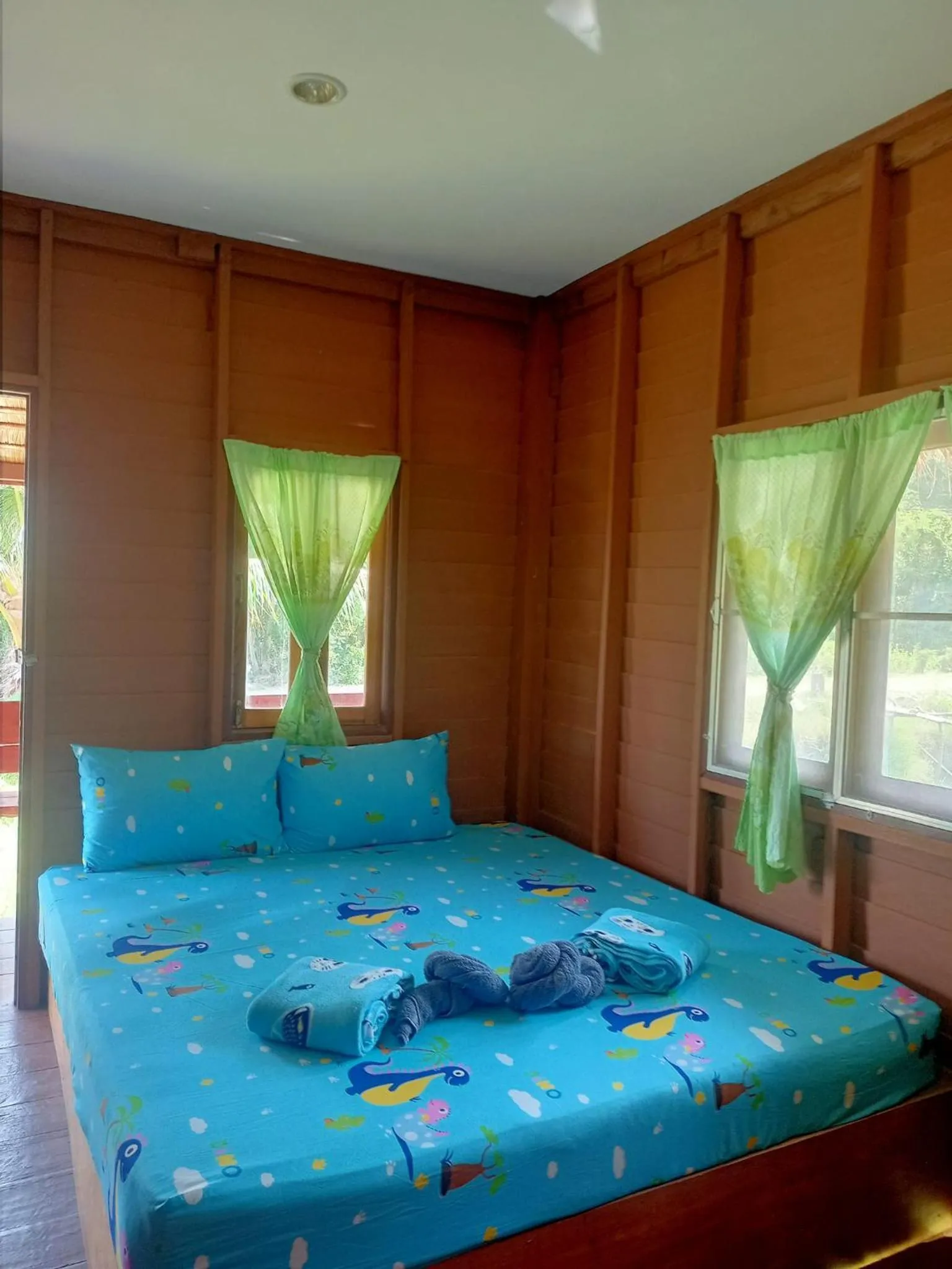Property building, Bed in Lungcha Homestay