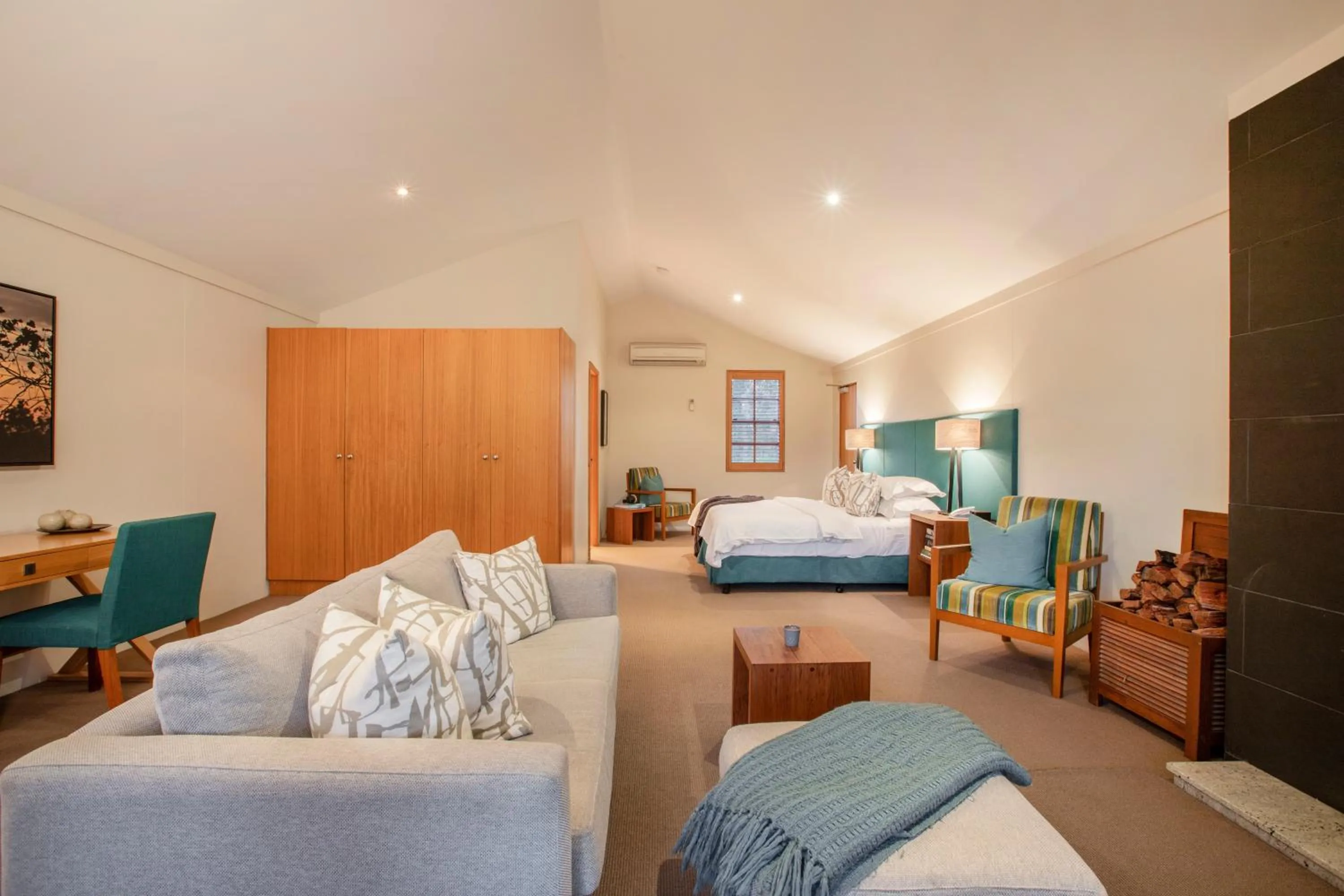 Bedroom, Bed in Spicers Vineyards Estate