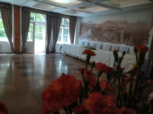 Restaurant/places to eat in Corum