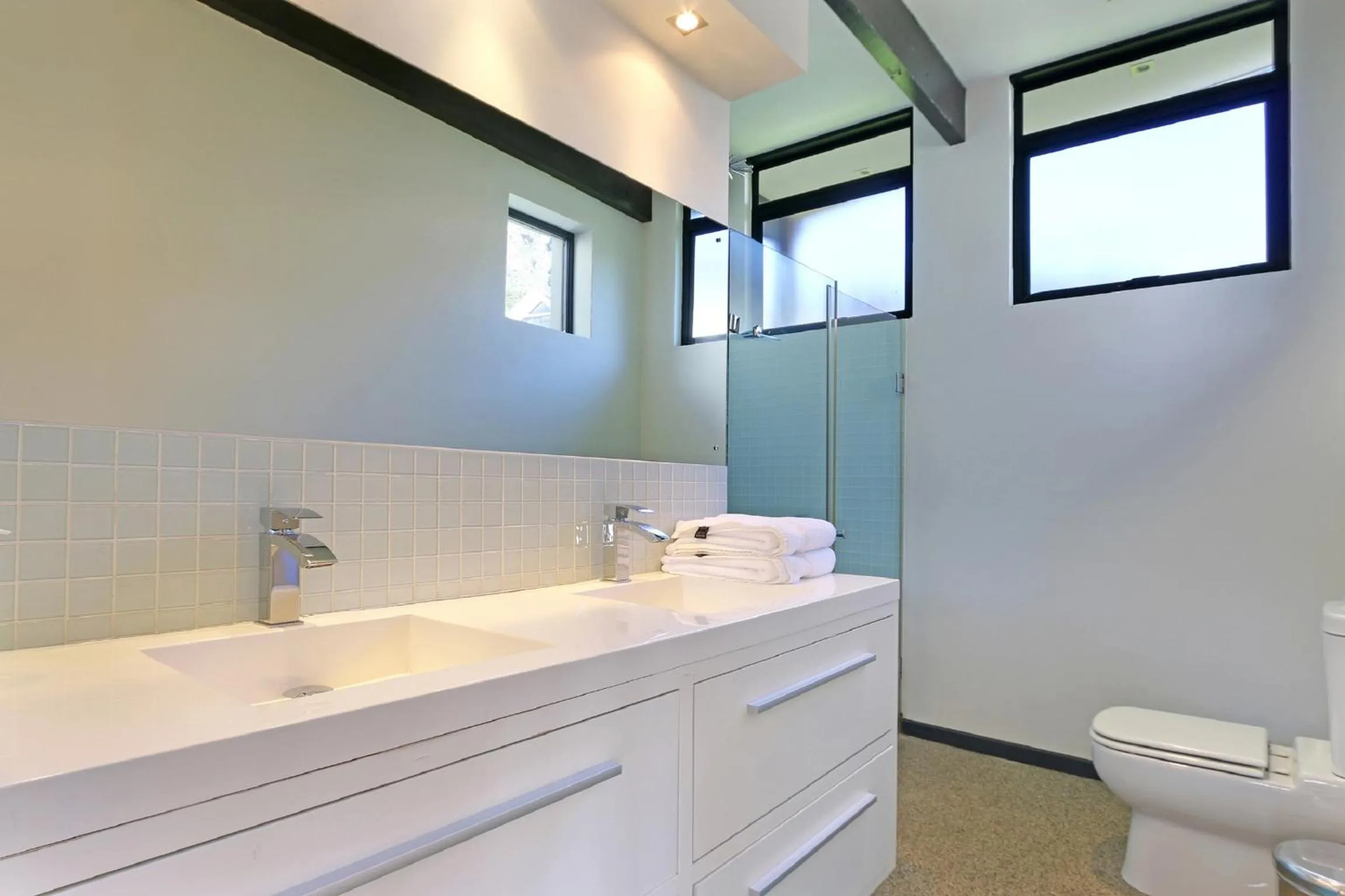 Bathroom in Villa Aqua by Totalstay