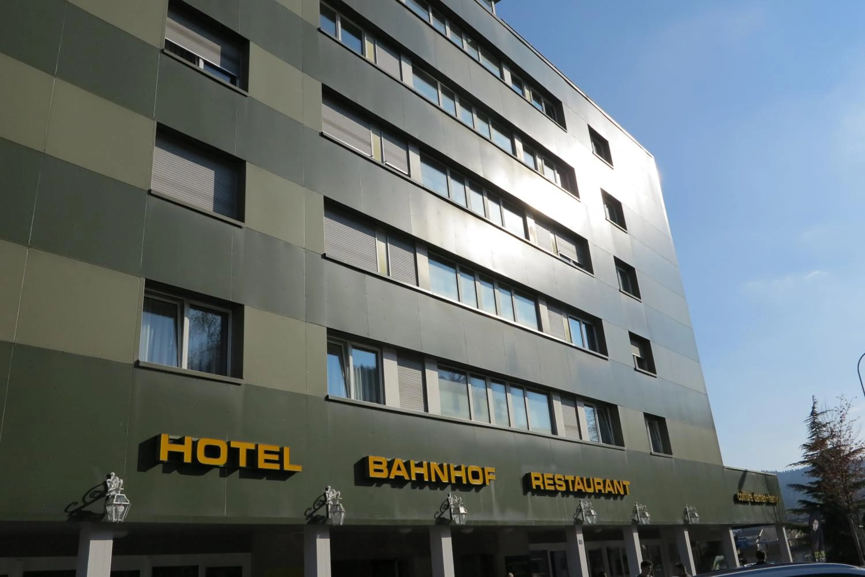 Facade/entrance in Hotel Bahnhof
