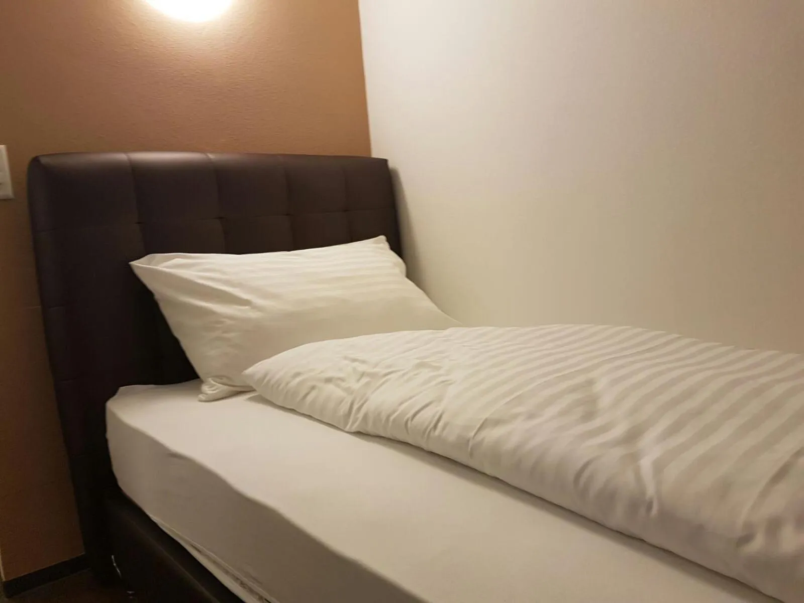 Bedroom, Bed in Hotel Bahnhof