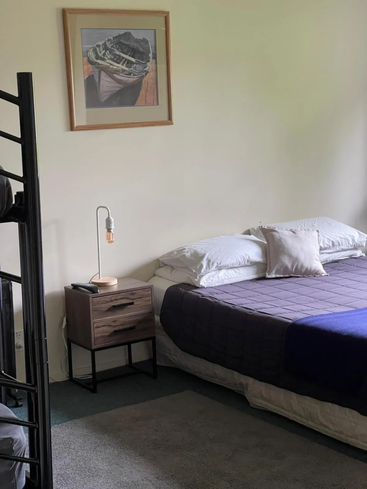 En-suite Family room (5 People) in Howard's Mountain Lodge