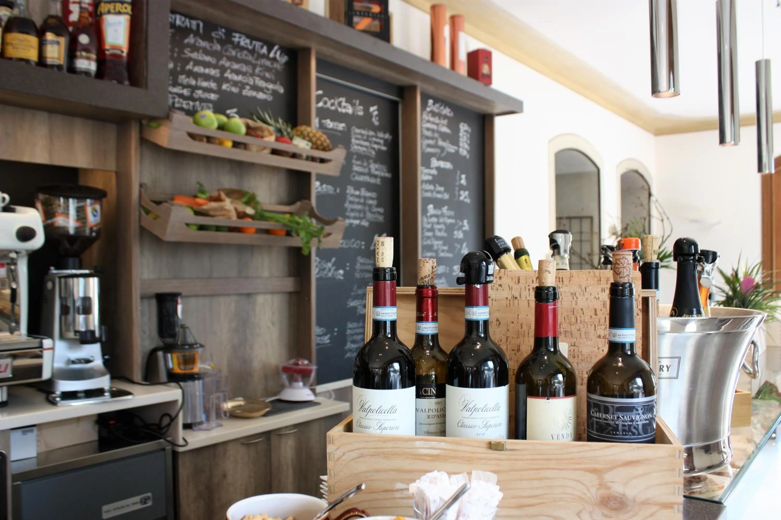 Lounge or bar in Hotel La Torre