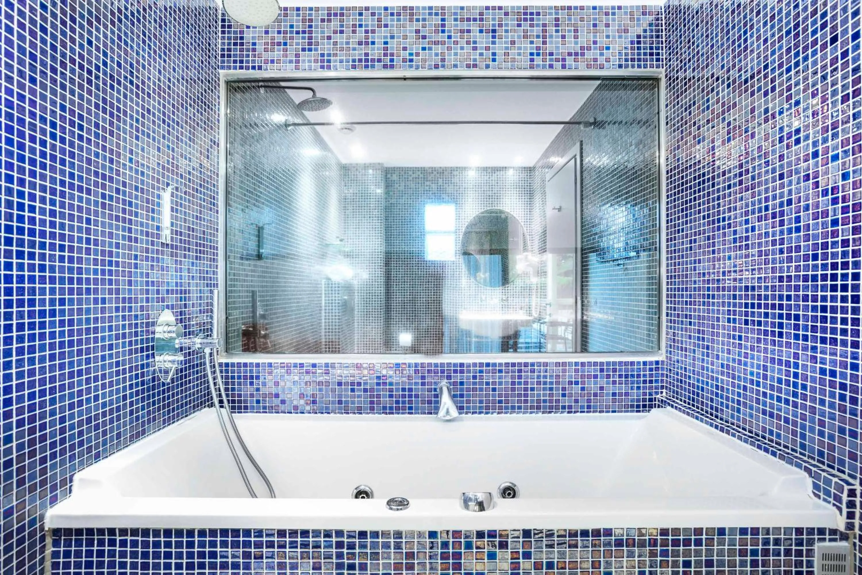 Bath in Hotel Hanioti Village Spa