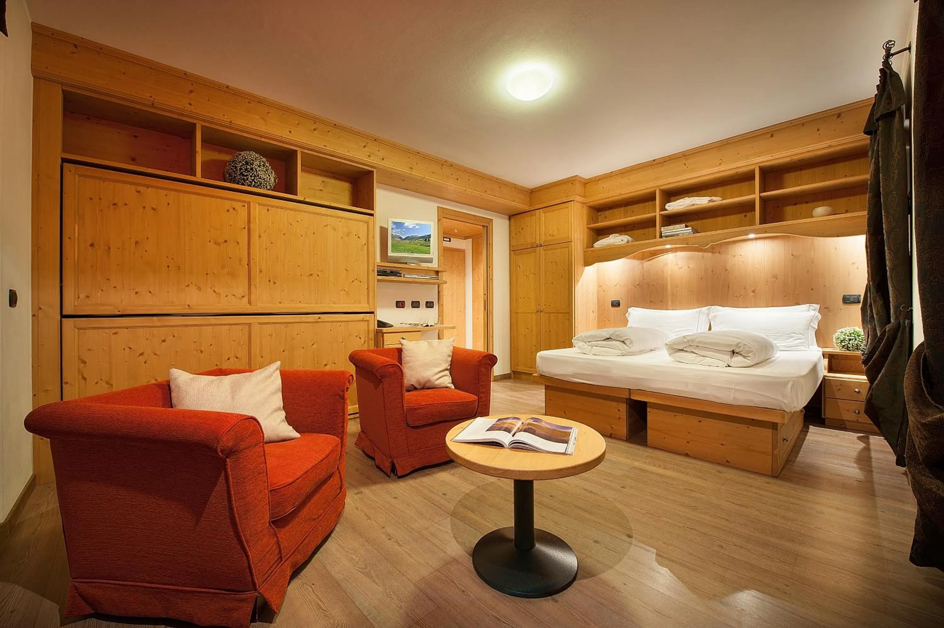 Bedroom, Bed in Hotel Meeting