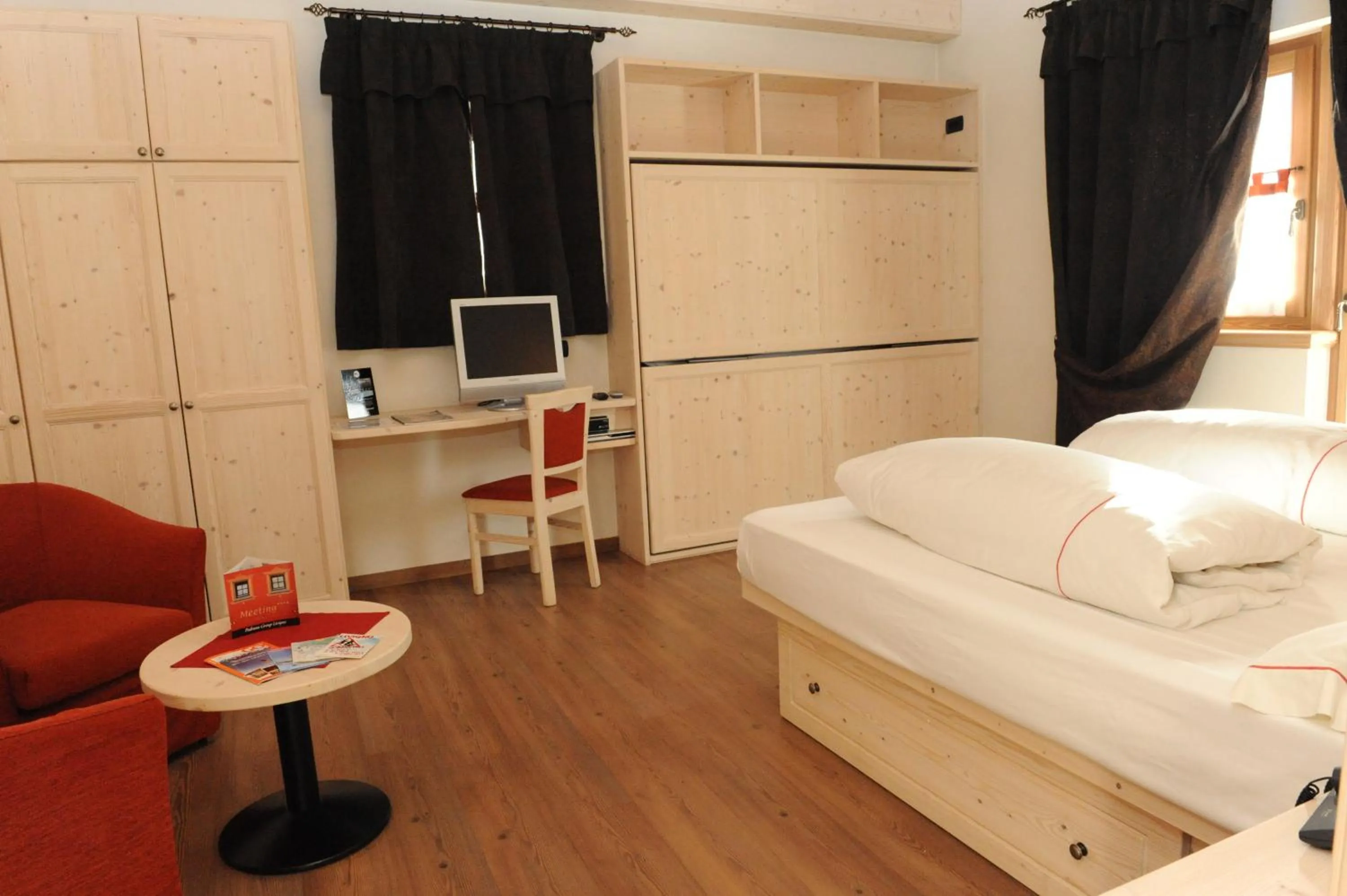 Bedroom, Bed in Hotel Meeting