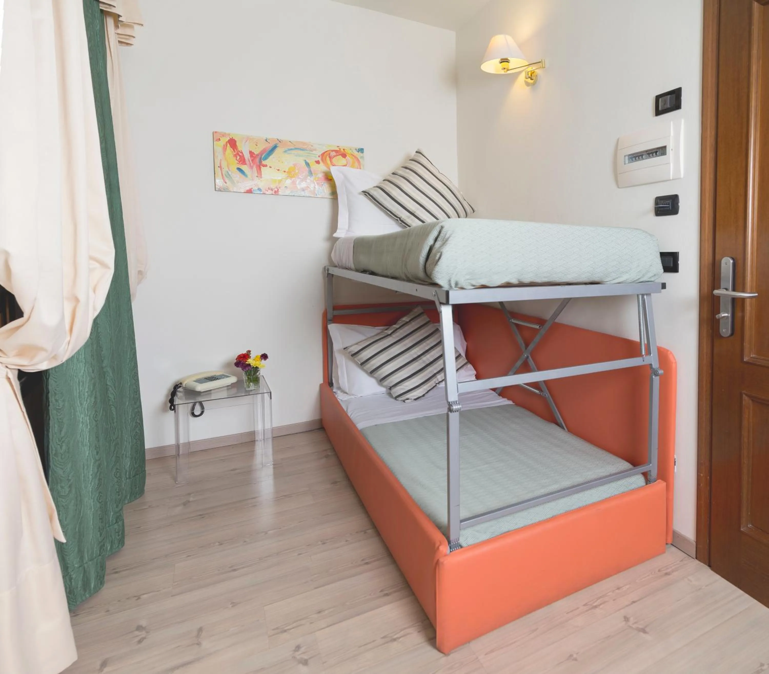 Bedroom, Bed in Hotel Bixio