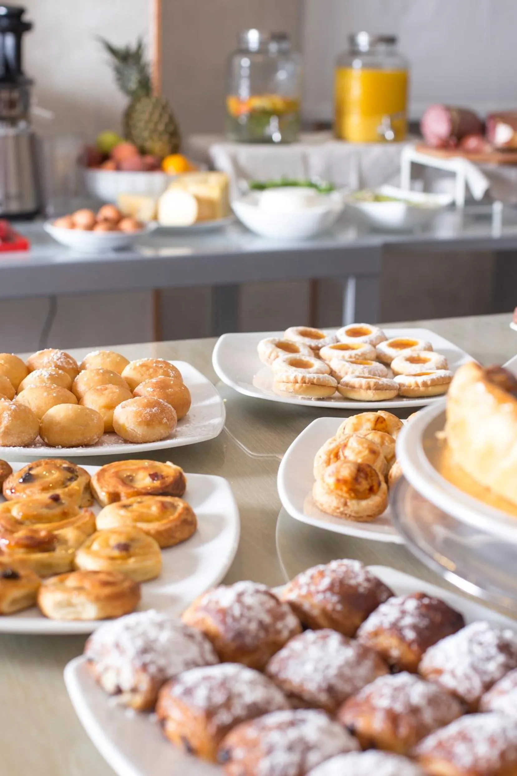 Continental breakfast in Hotel Bixio