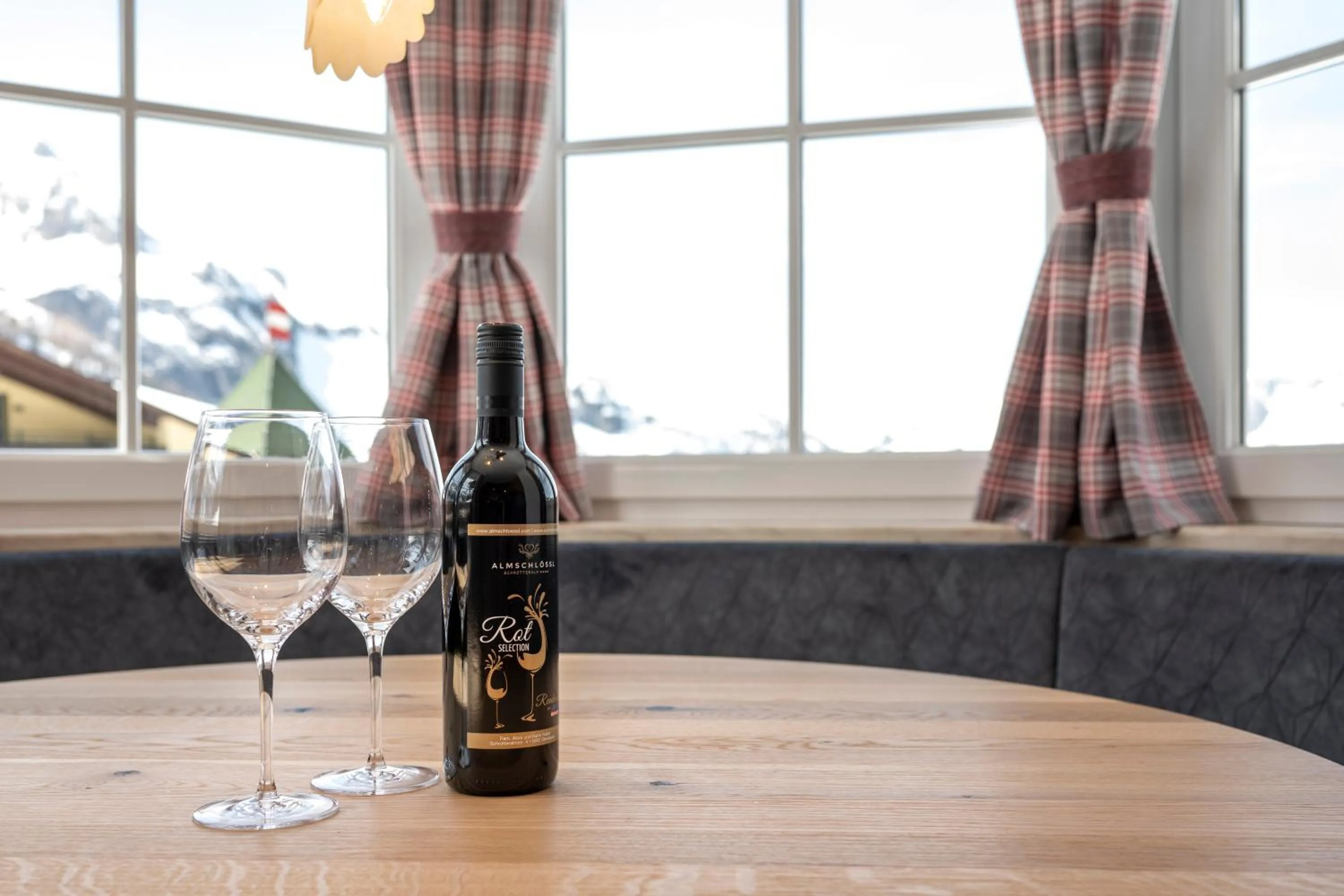 Hotel Almschlössl & Schrotteralm