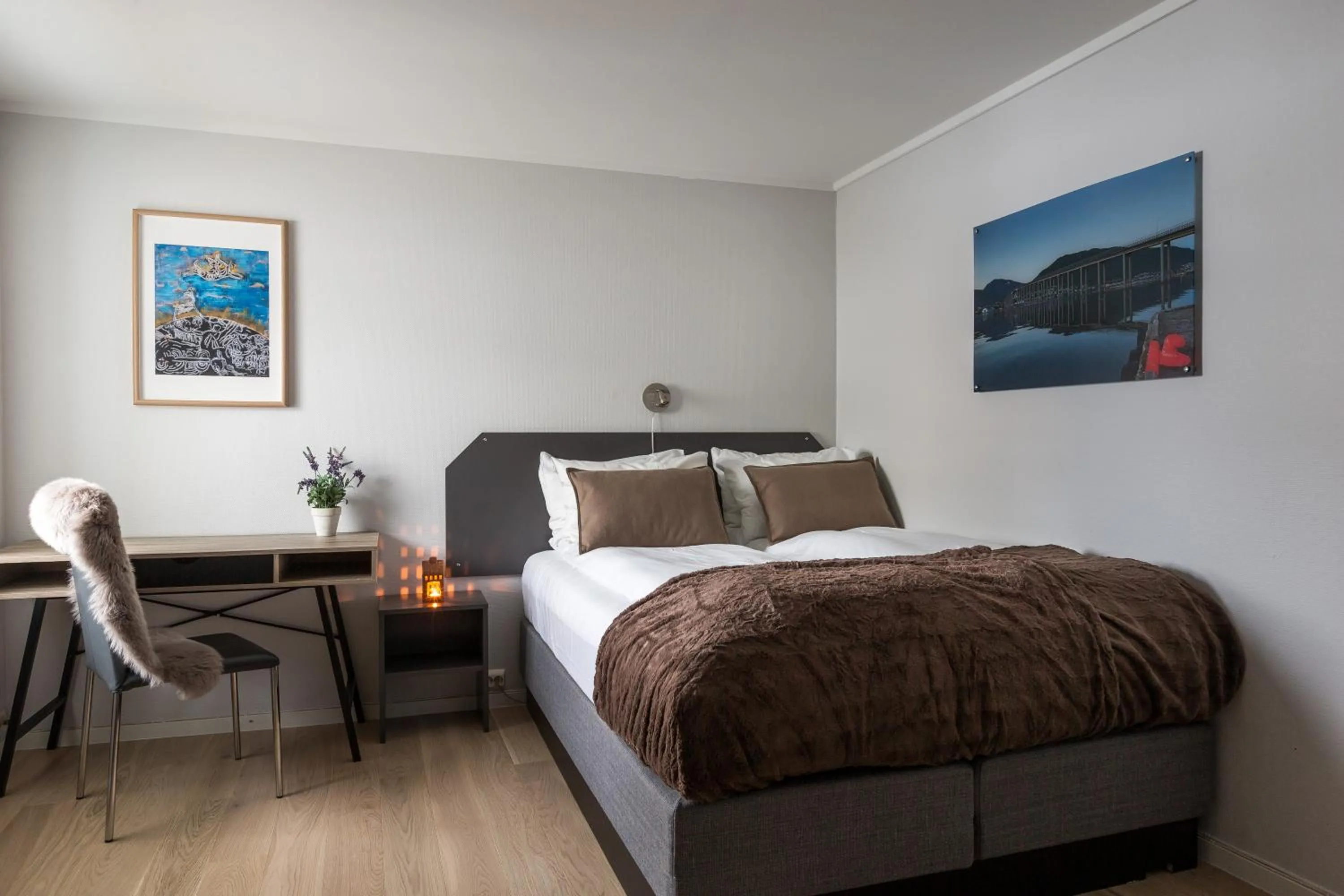 Bed in Enter Viking Hotel