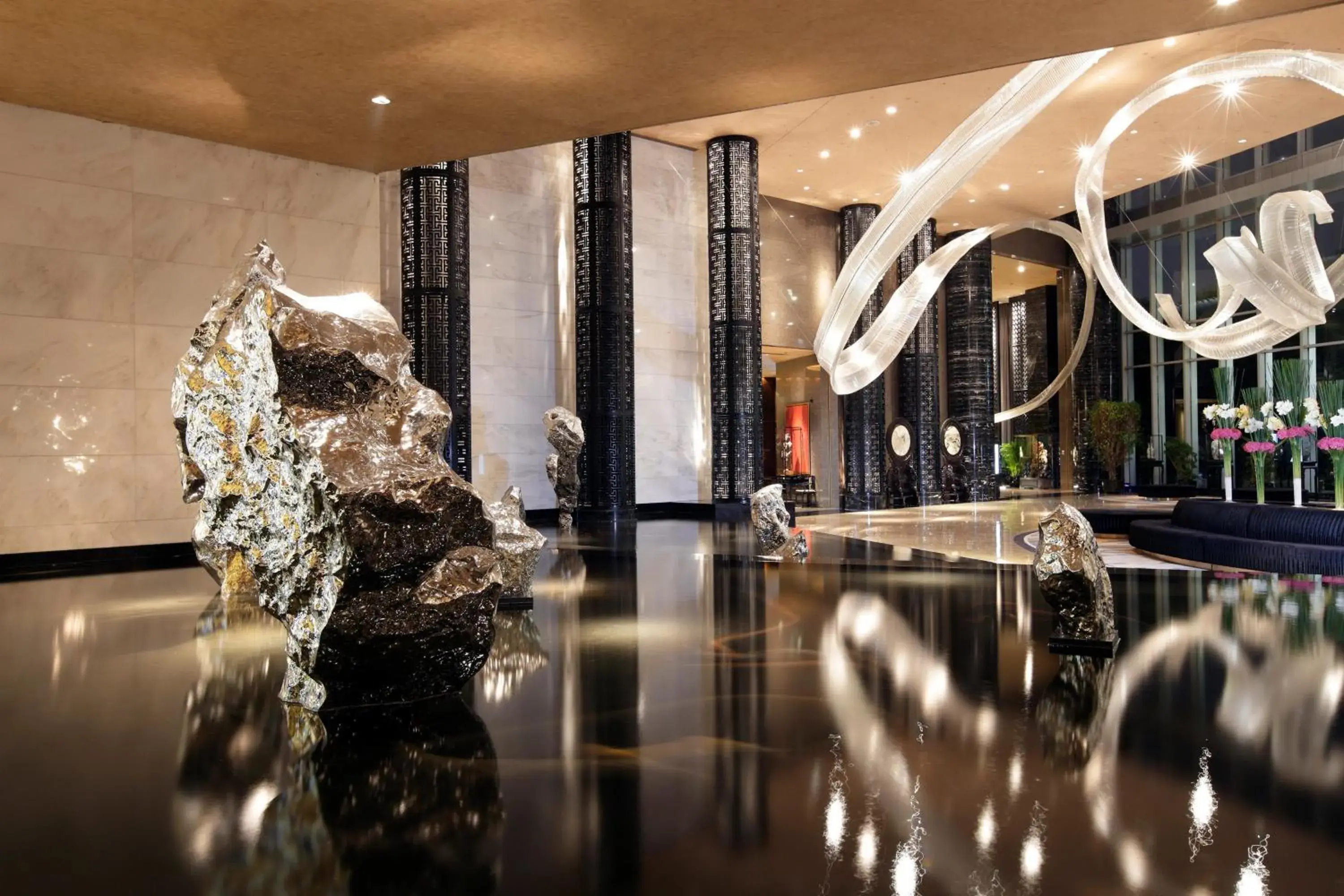 Property building in InterContinental Shanghai Jing' An by IHG Property building in InterContinental Shanghai Jing' An by IHG