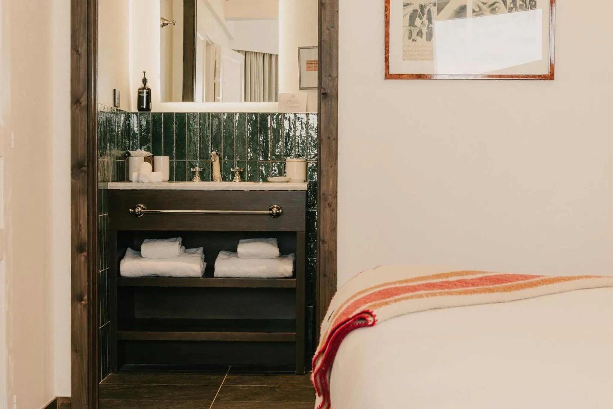 Photo of the whole room in Le Val Thorens, a Beaumier hotel